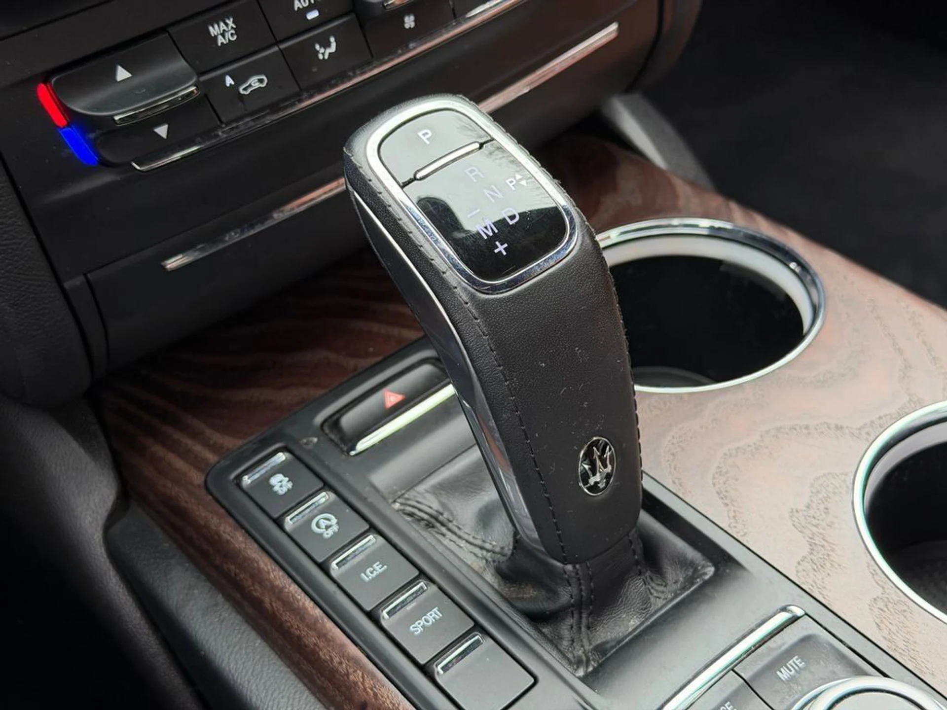 mph022_2227298450_38b0f22362be4fc49d9f62659bd5cc89_d5688c8bf4