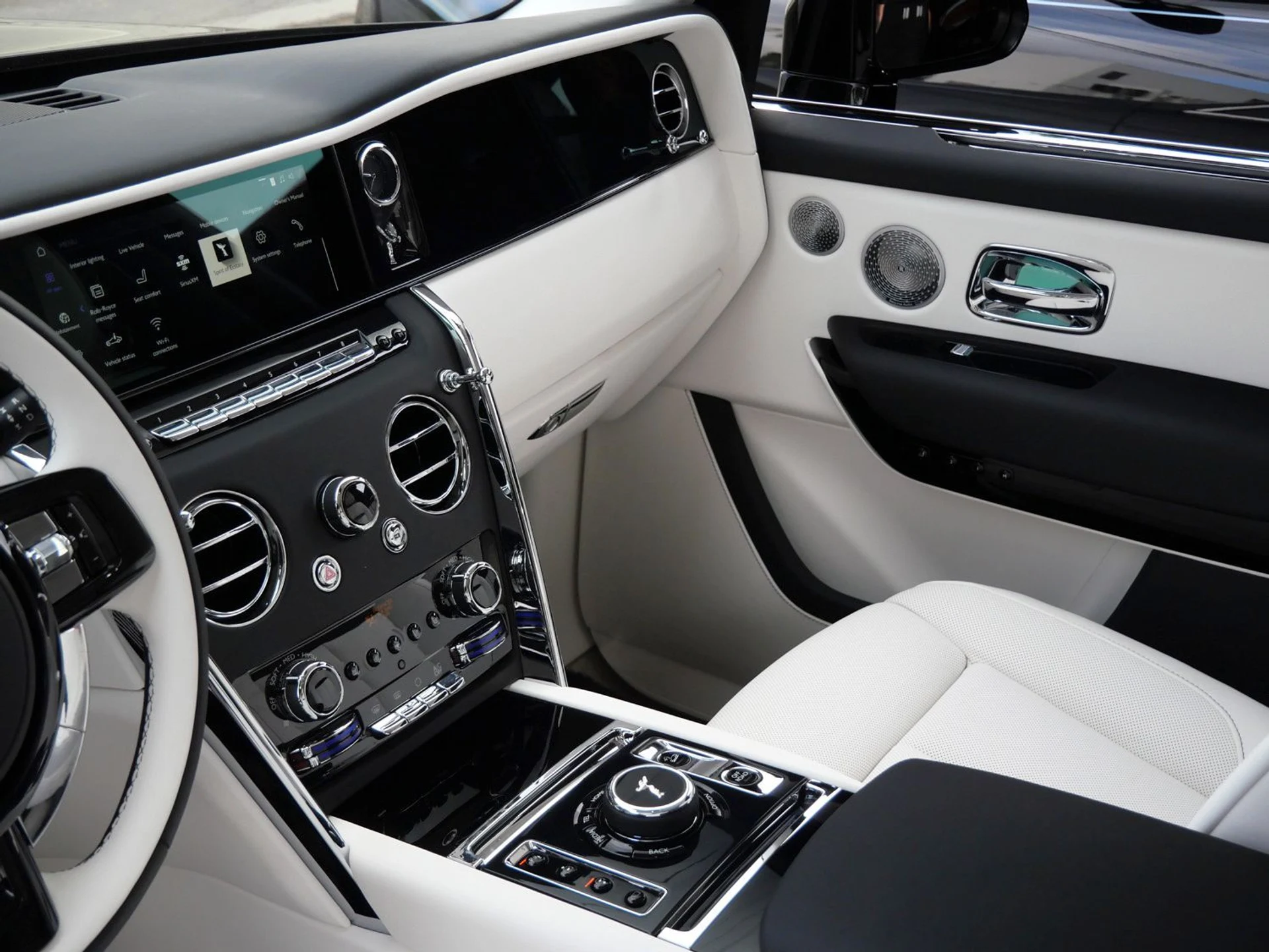 mph022_2228923504_f46aff9af24c369499db7ac2dce169e2x_bc1988ba9e