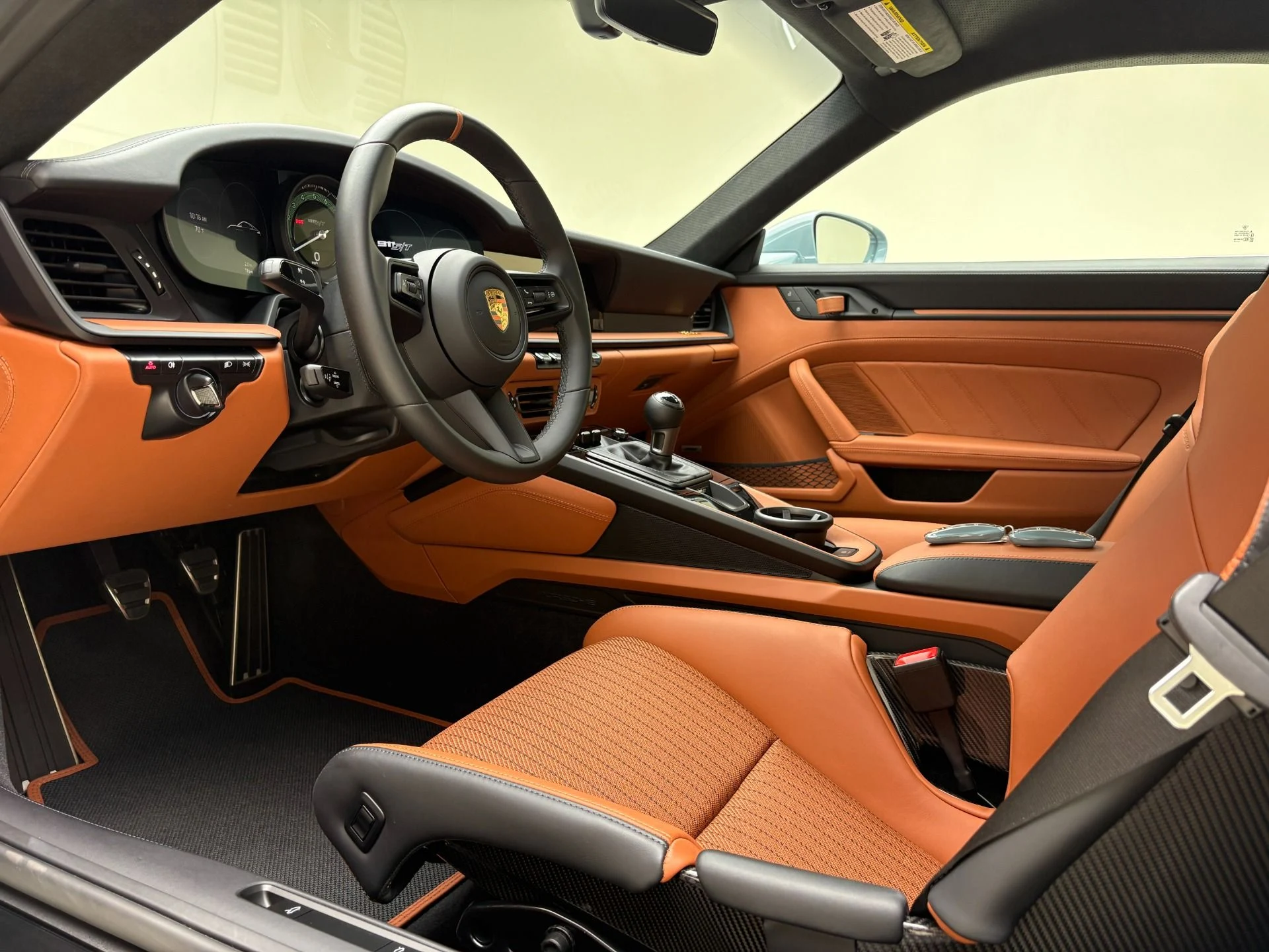 mph022_2230855258_Used_2024_Porsche_911_ST_1777657007_2d22b2d545