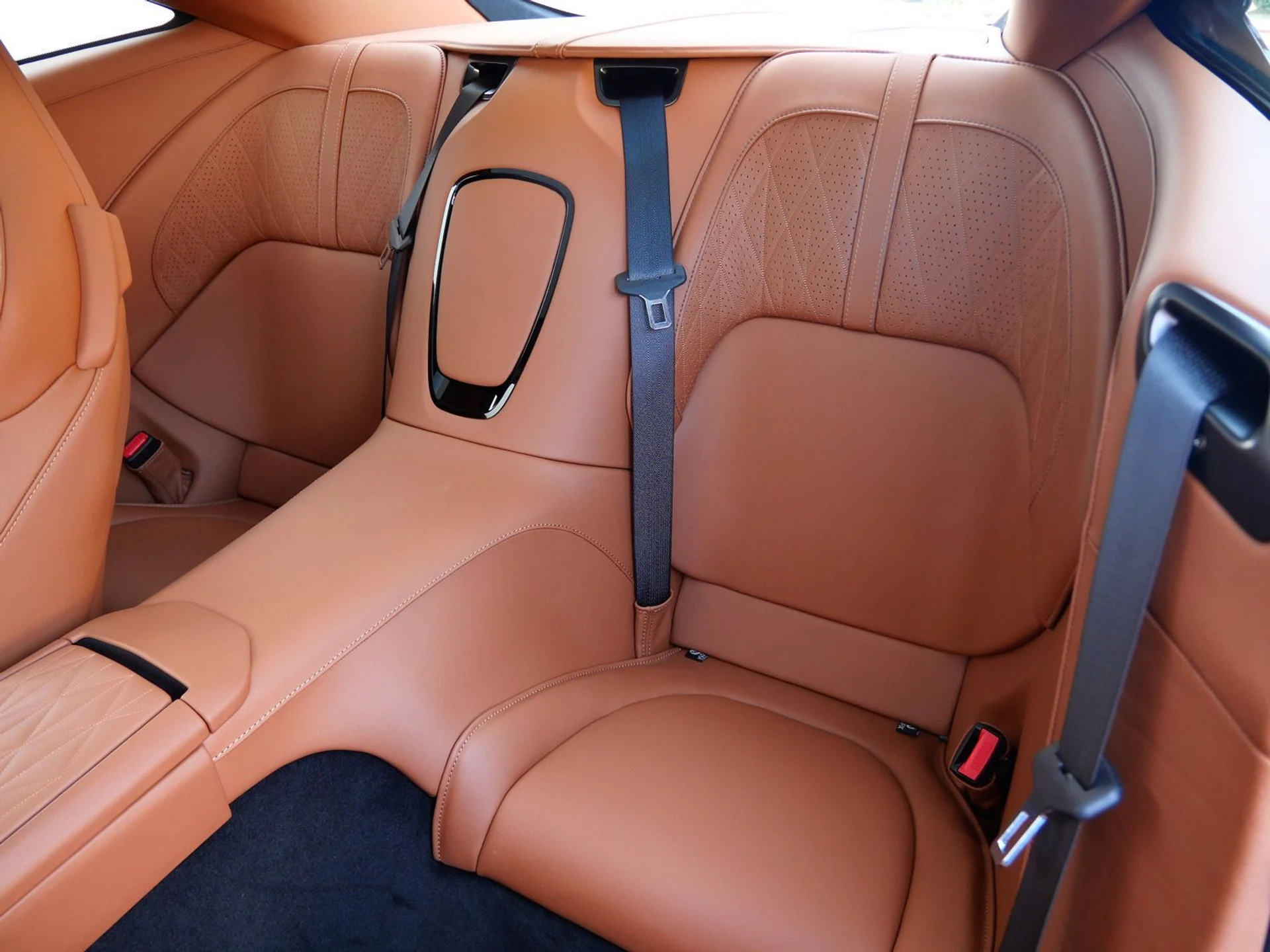 mph022_2235959847_ce1deb6ea7821df9a5d56f956d01ccb1x_bfacda6c7b