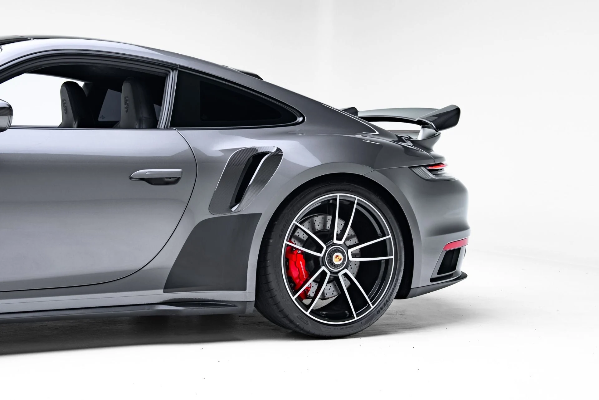 mph022_2236109259_Used_2021_Porsche_911_Turbo_1771625049_78a2c23071