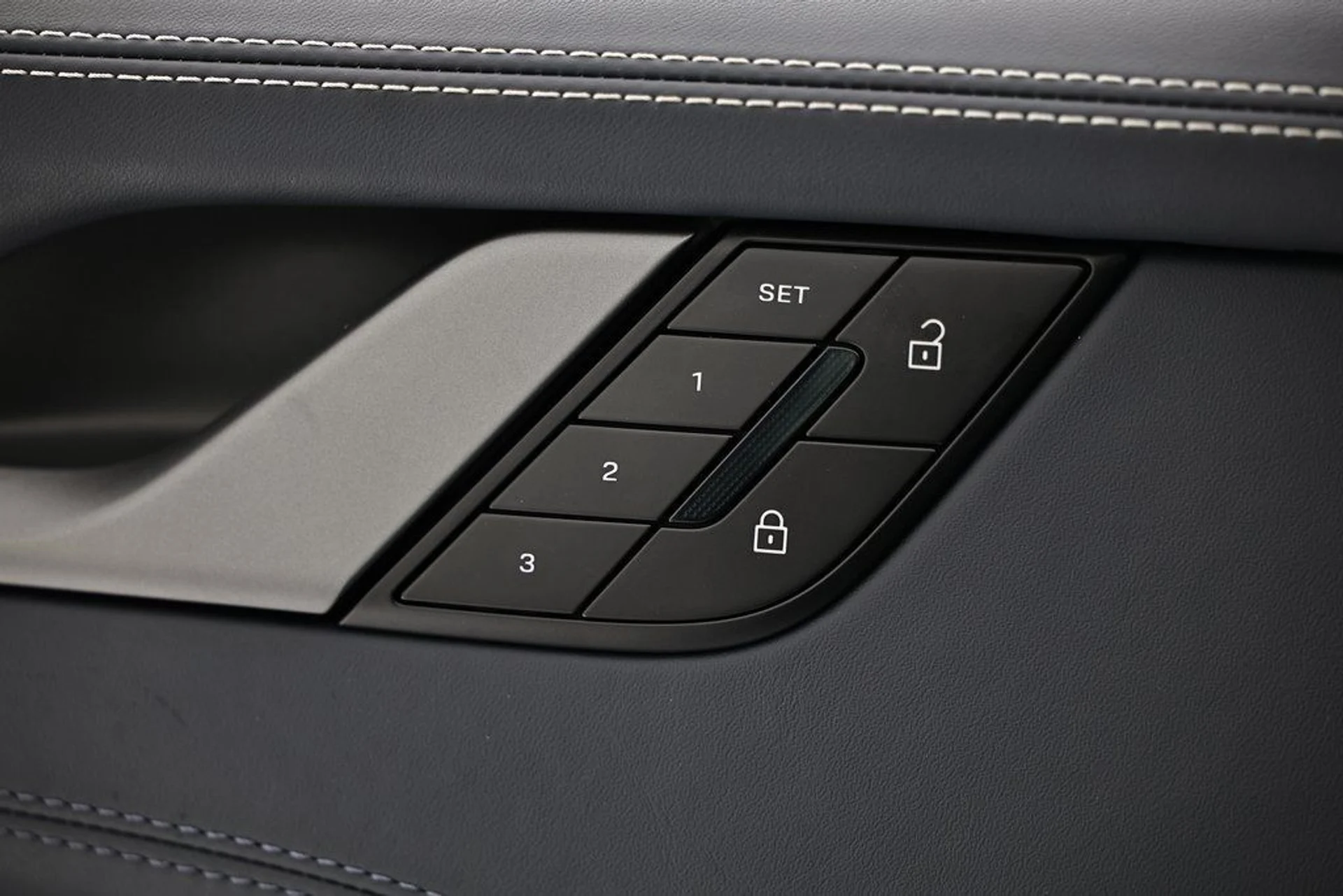 mph022_2240671527_7f4118d0ce96fe56a10528433479cc40_0e40b1f4ad