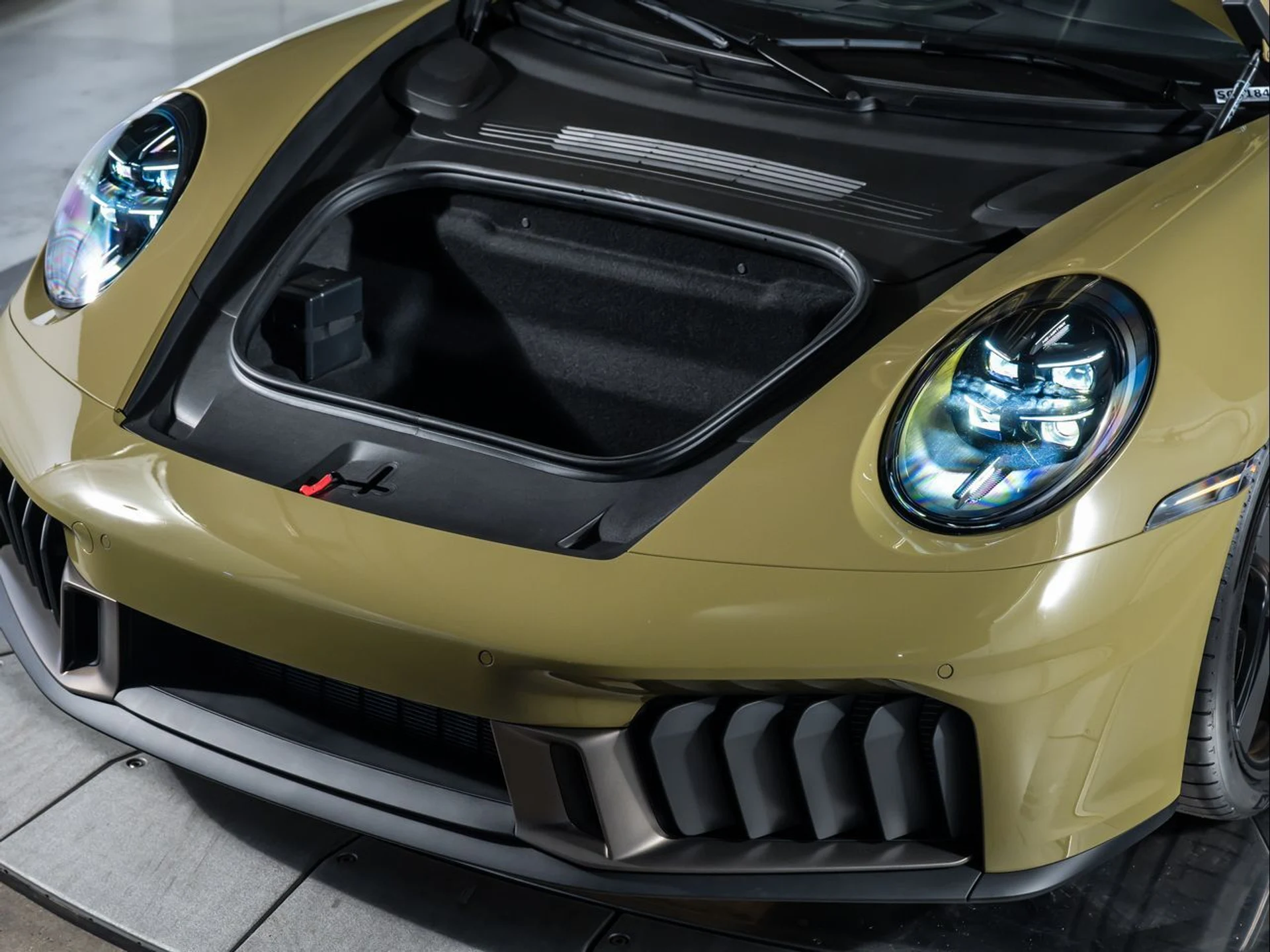 mph022_224804226_98c685120e0c7998093799d5909538c8_4492f6d631