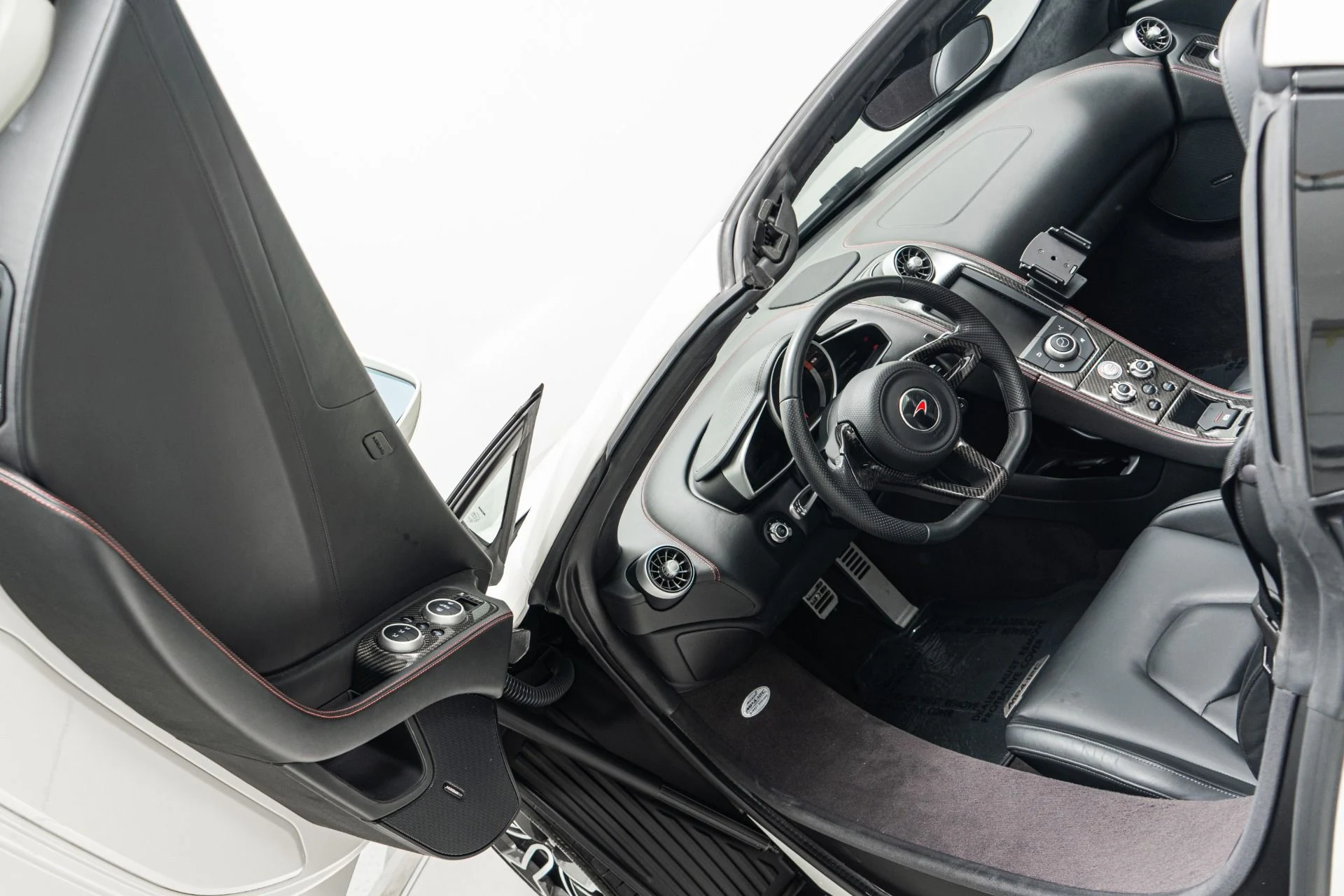 mph022_2250423754_Used_2014_Mc_Laren_MP_4_12_C_Spider_Retractable_Hardtop_616_Horsepower_Low_Miles_1779912312_1c86601ca2