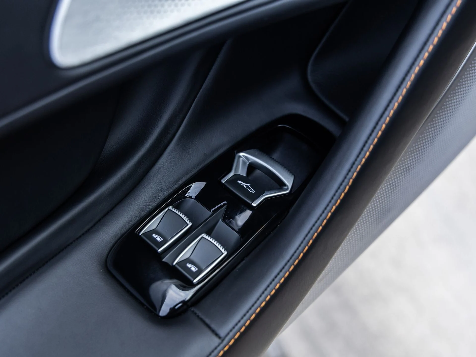 mph022_2254290828_23_b848a6b283