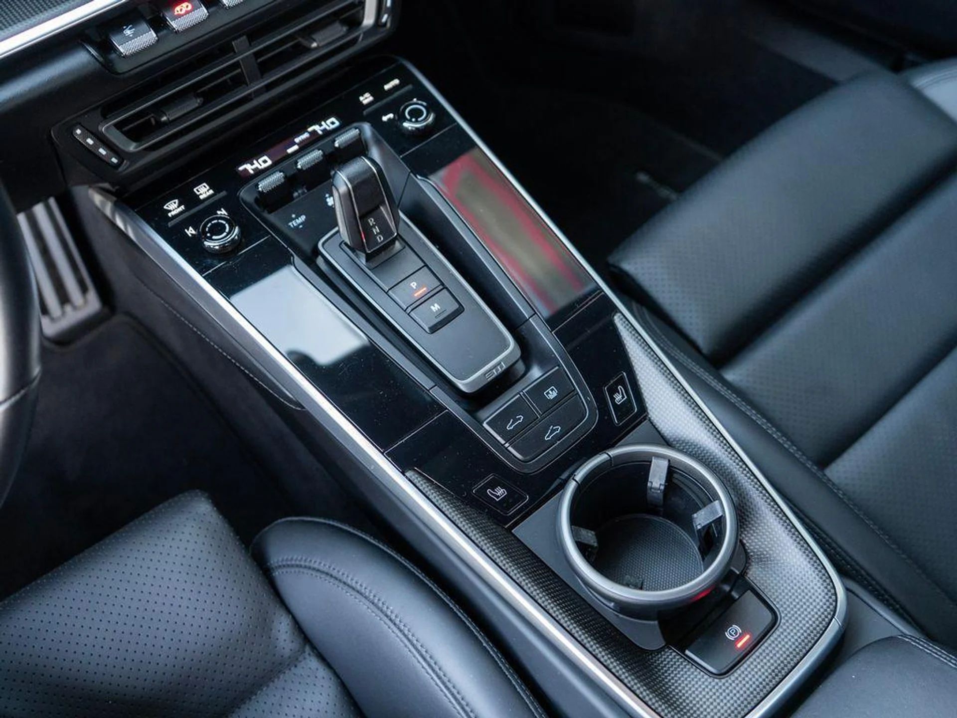 mph022_2255113263_q4_z6qug_P0x4_Qo1zd99w_L0_F0dd_Y_43e00cb3e8