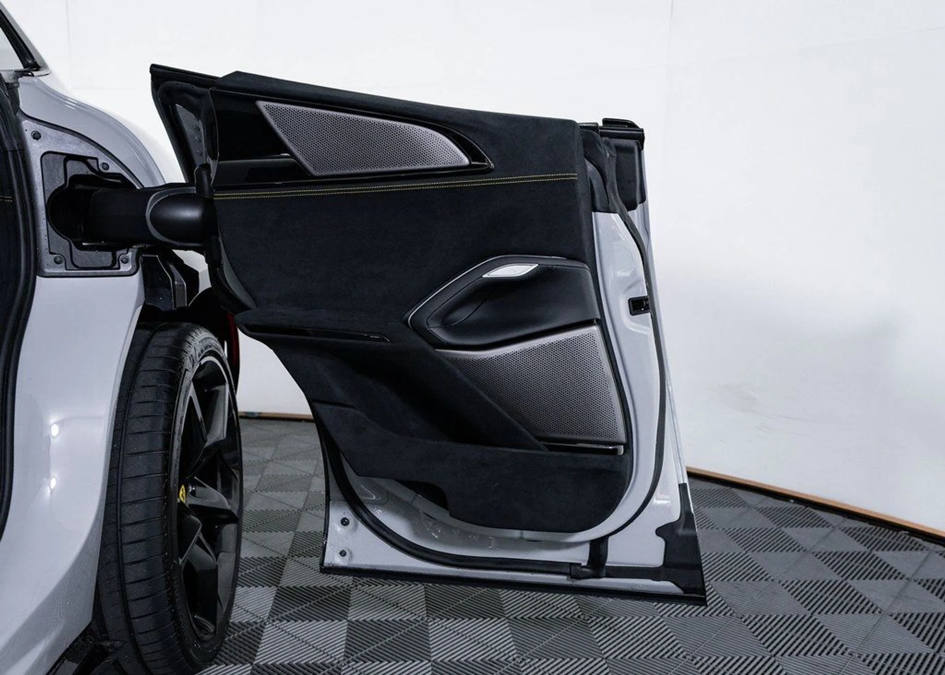 mph022_2257777671_0b8b1bf8baab712f4ceacfeb00a0fa55_cd8886994d