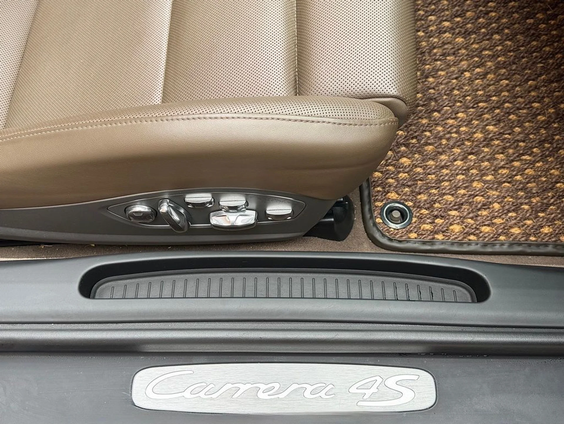 mph022_2259675367_d819f141930d0031644a6a77c335d109x_c32ff96e40