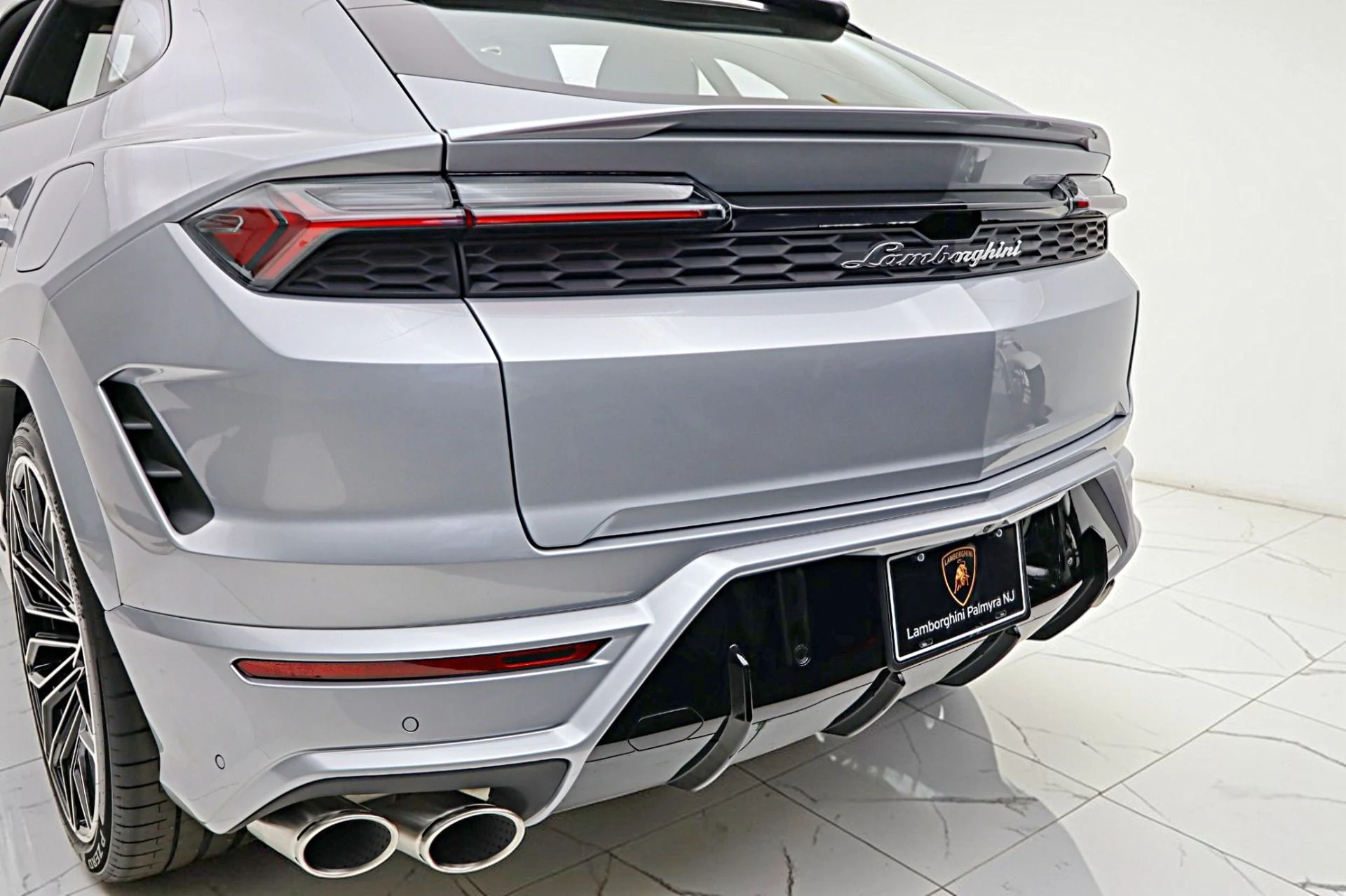 mph022_2266509787_Used_2026_Lamborghini_Urus_SELEASE_OPTIONS_AVAILABLE_4134a459d4
