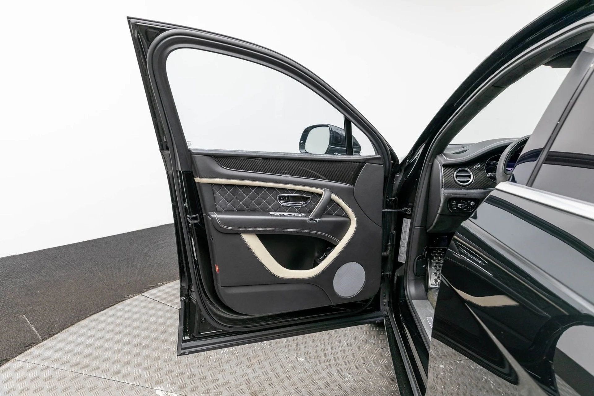 mph022_2269665153_23_b55dcc7158