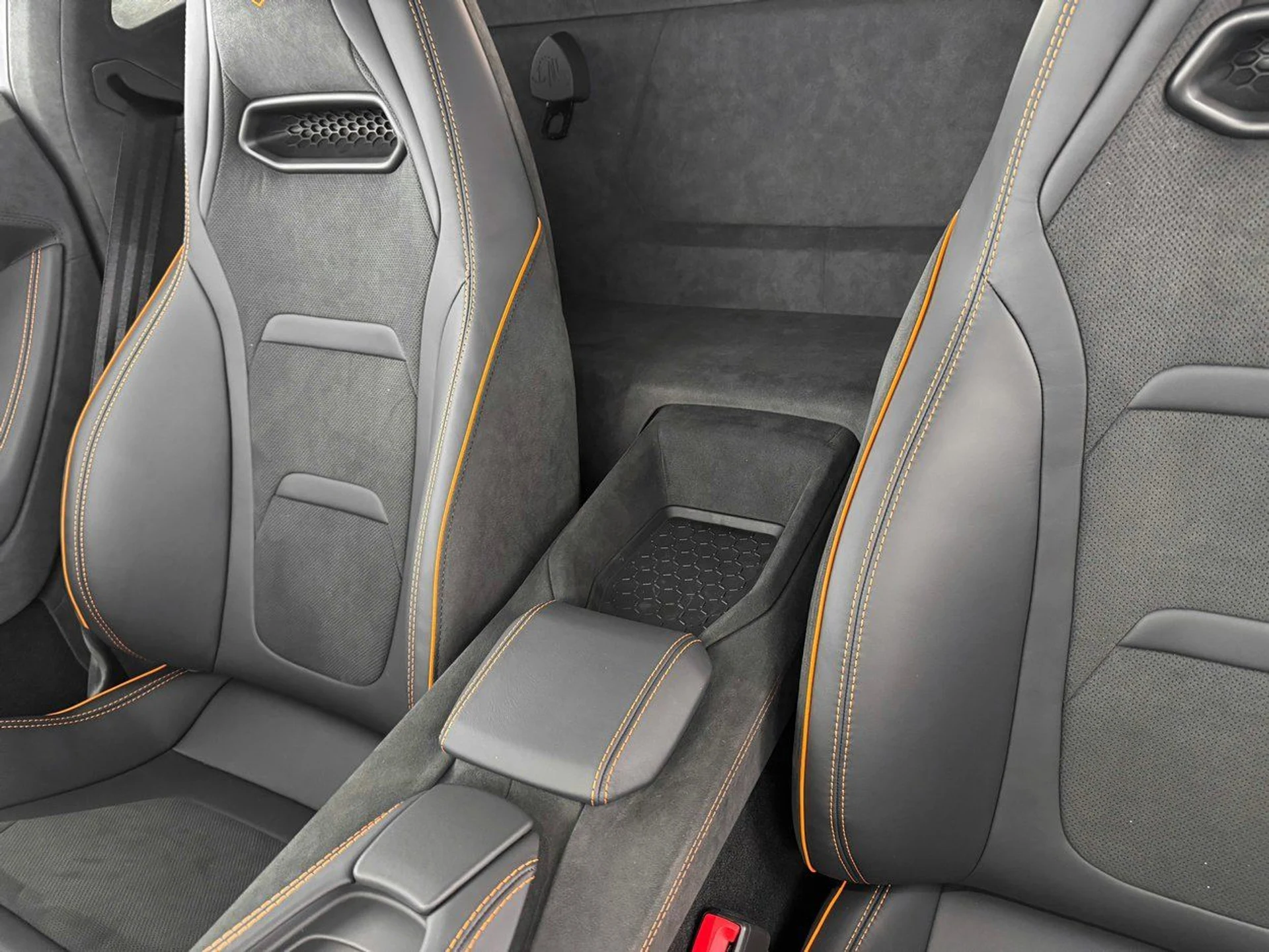 mph022_2270076816_34210b8951f652354b1b326cb69dc322x_56613589b9