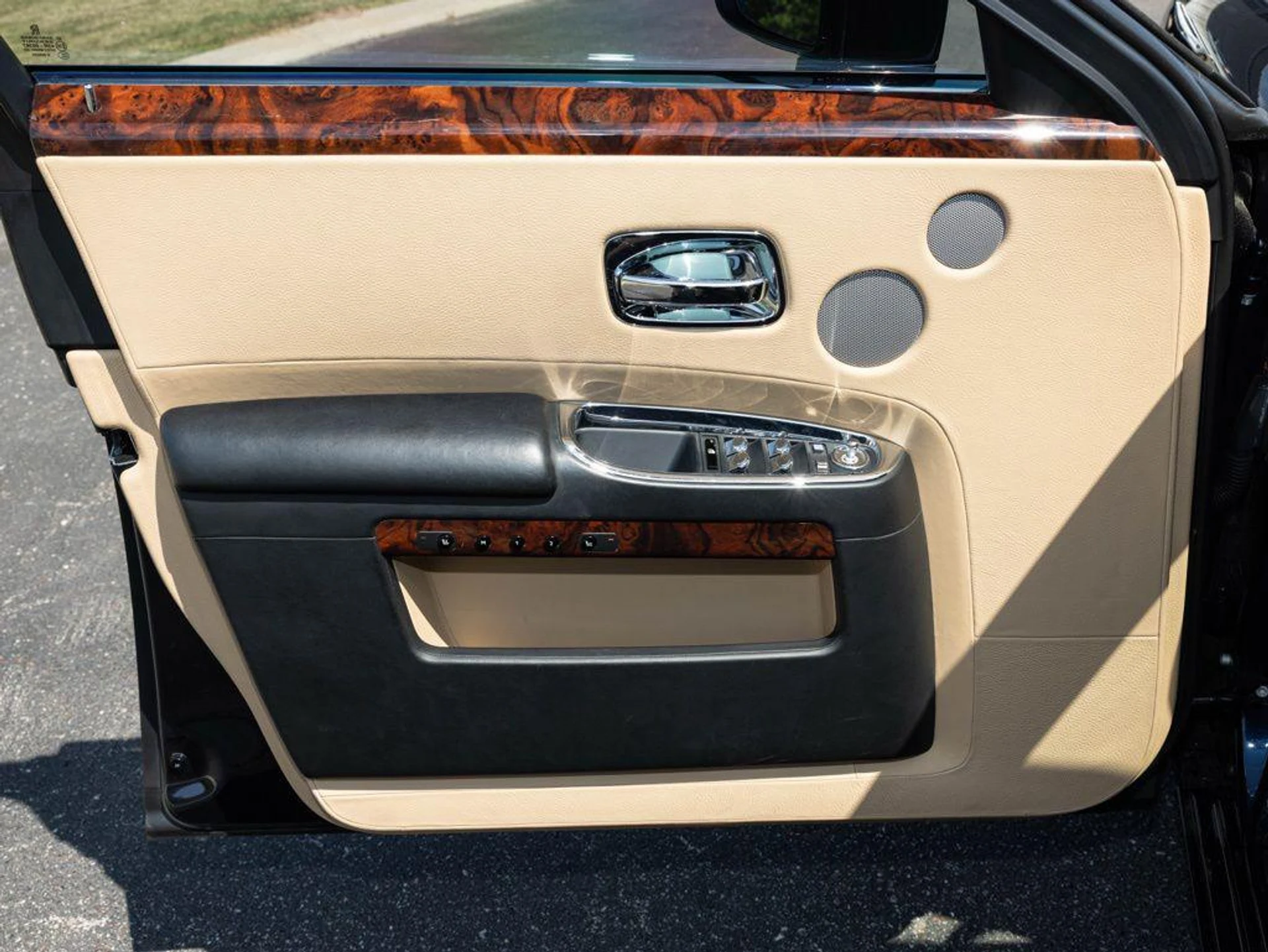 mph022_2270223428_504934488_69c6ebb05561dbbd2d618be8_3d16ee36b7