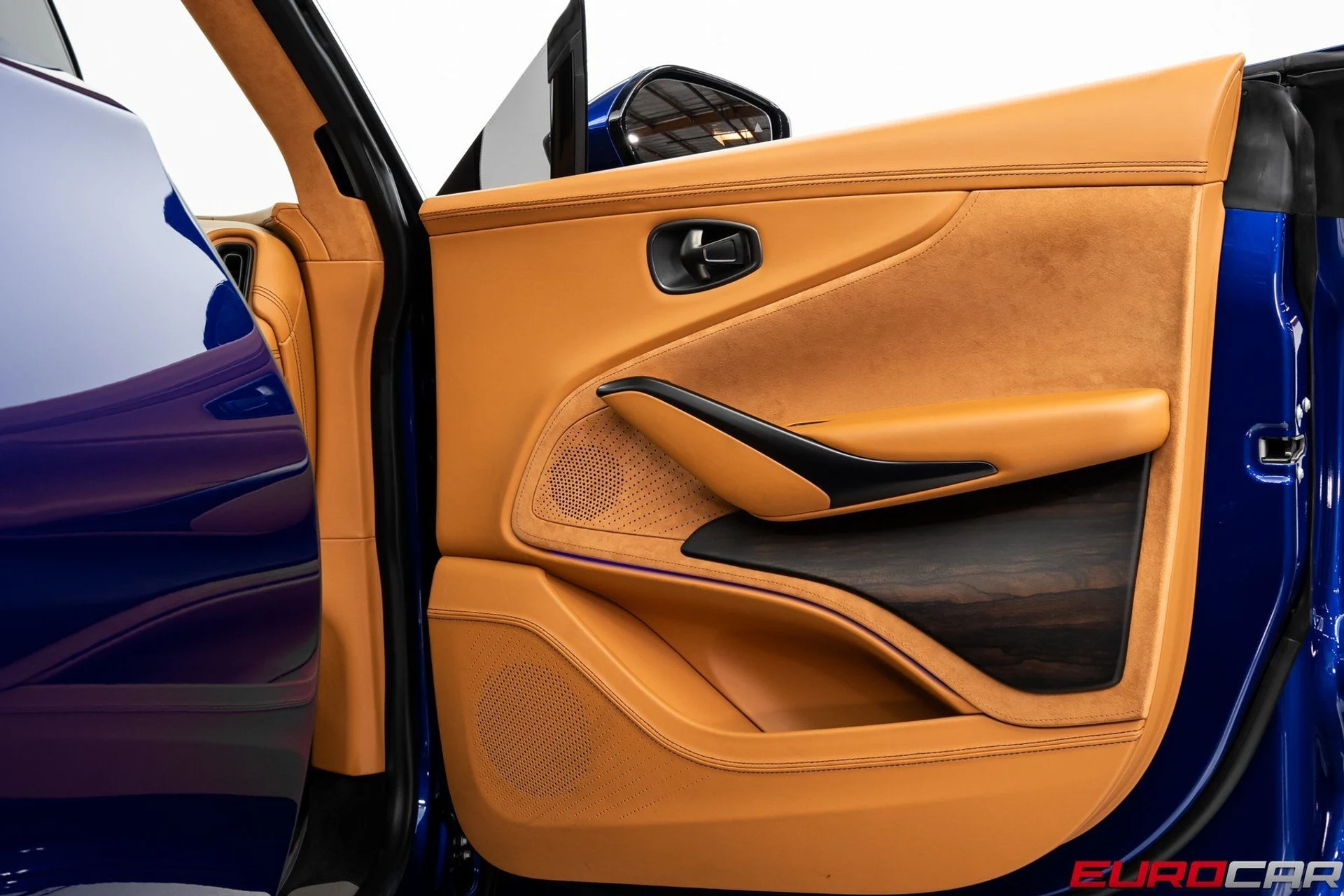 mph022_2273871386_image_23_1133a9ad88