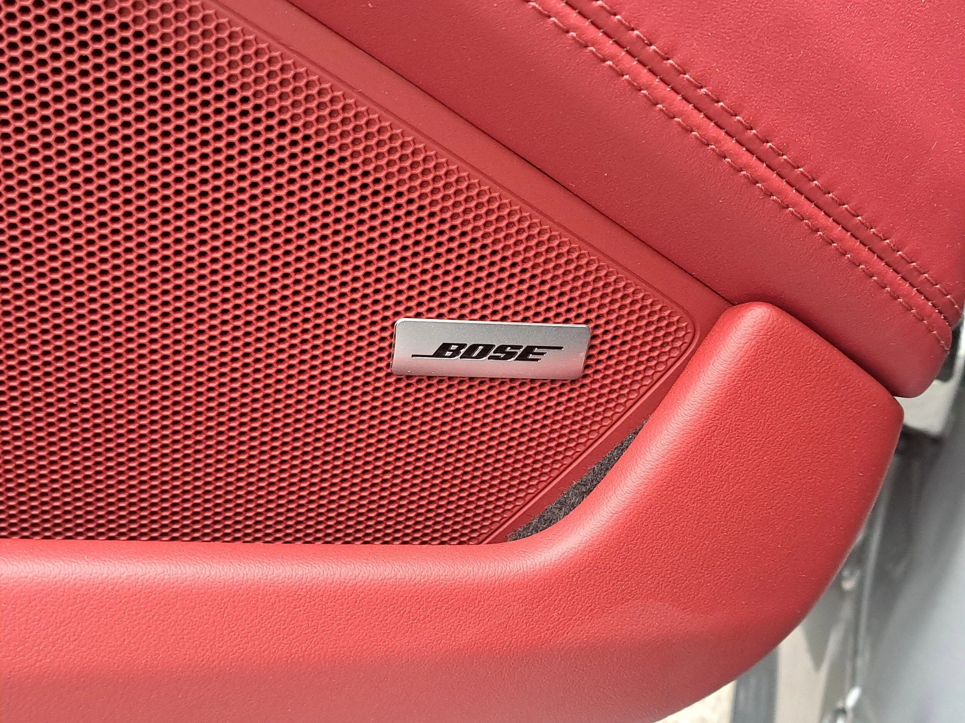 mph022_227831098_fb1dea981dfd09584e69908a89082135x_33361ce0aa