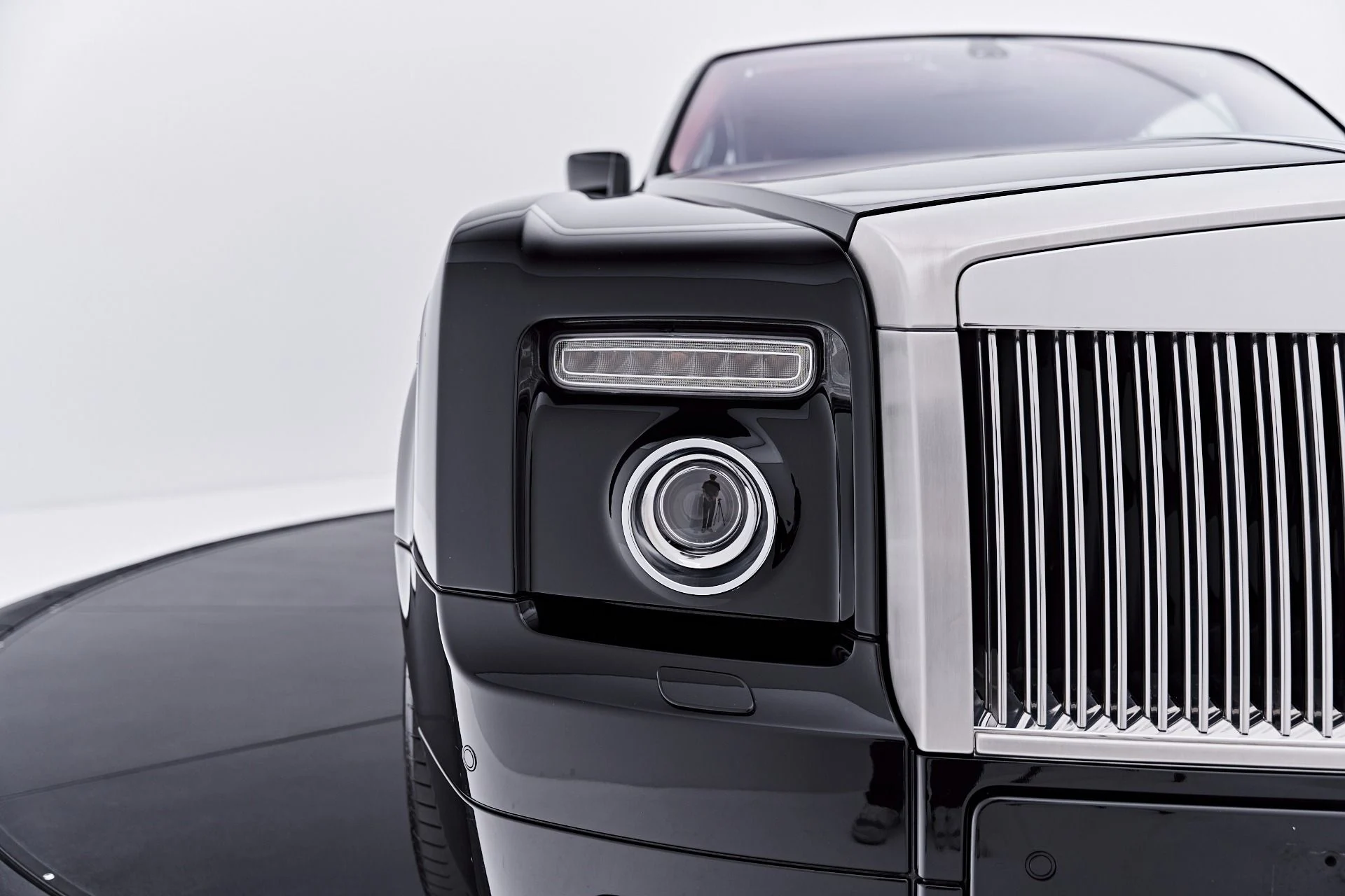 mph022_228279883_Used_2009_Rolls_Royce_Phantom_Coupe_Base_1784853707_7c2d4c5676