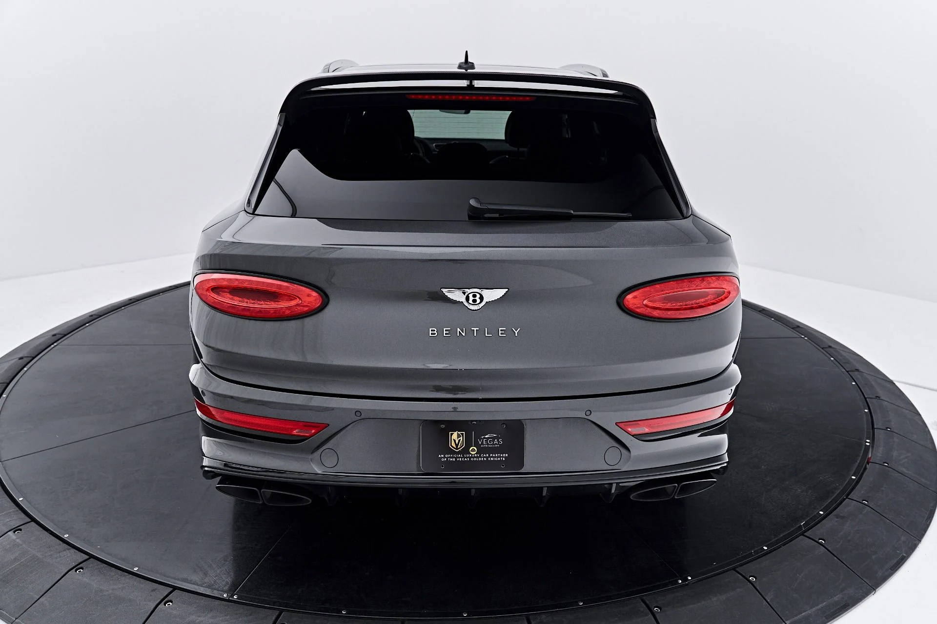 mph022_2284187639_Used_2022_Bentley_Bentayga_V8_1791935717_555291eee6