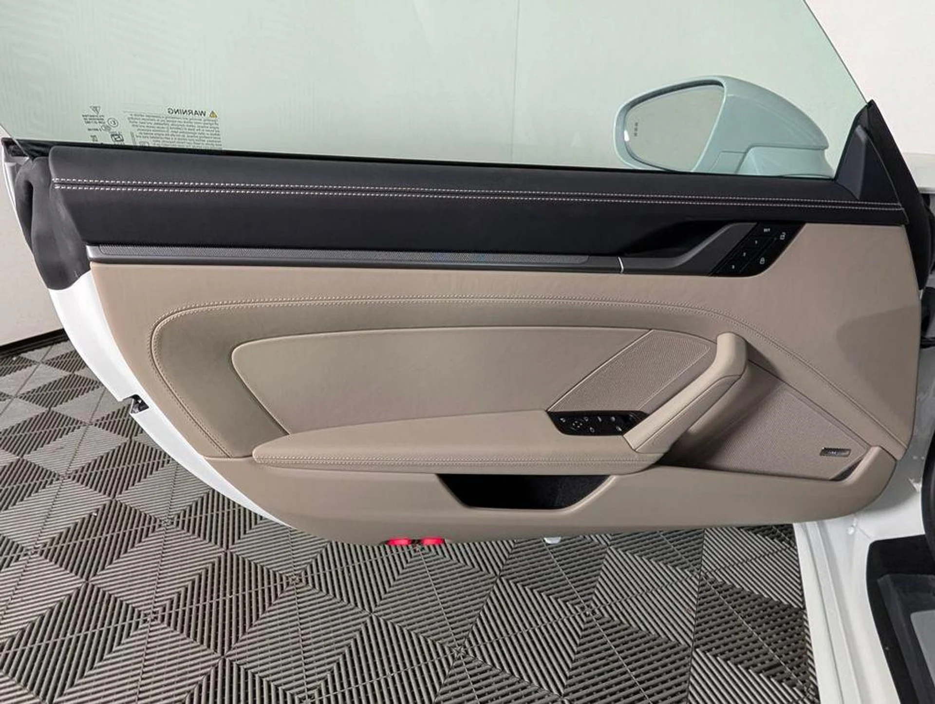 mph022_2285335613_Ka_O19_Cn_DC_3h1_E_u_Hqk1_FQY_1huck_3983f7cf85