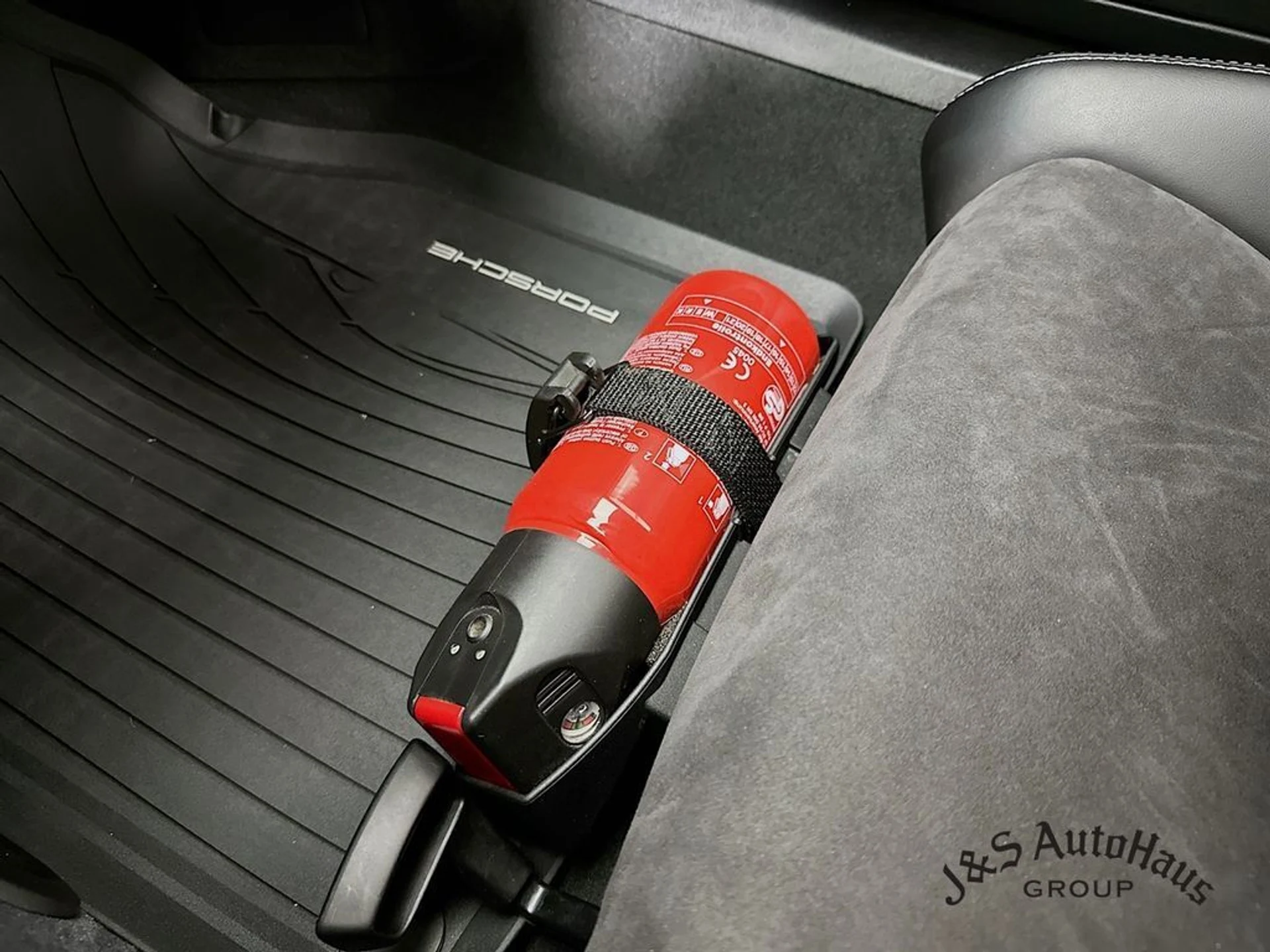 mph022_2287357343_yhsos58514q047a3y5oyc9eeua06_31d42e15f9