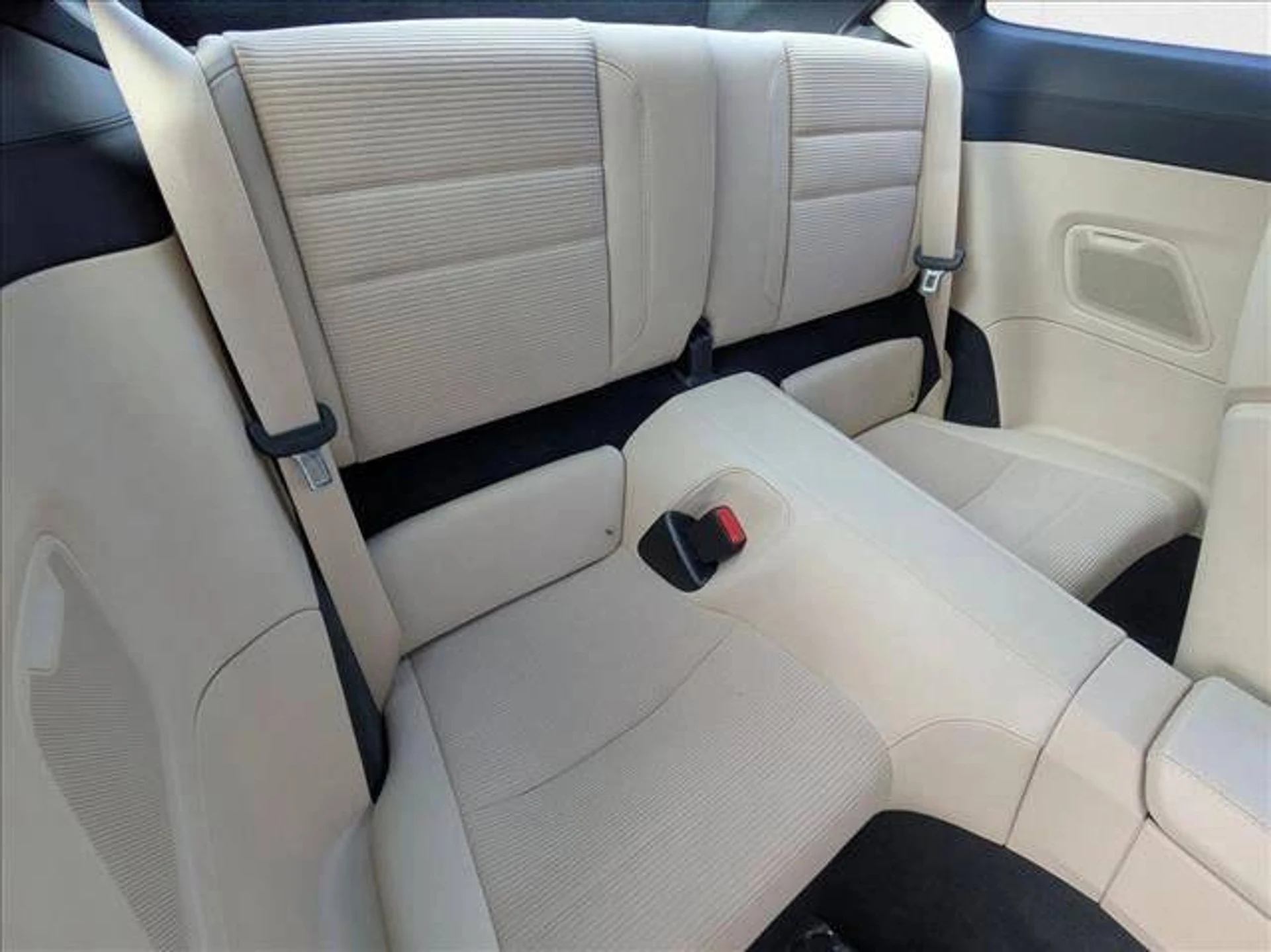 mph022_2291494936_1170628d496a56b57871693ff1ad2592x_12280eb8ed