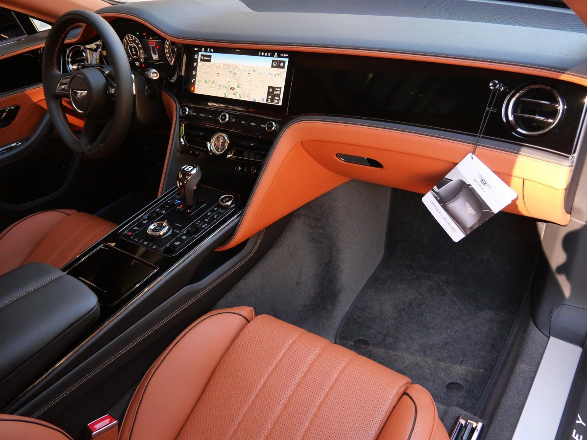 mph022_2292484085_850bbe6182ed097baf258e4c7fbb5f74x_5e3f657055