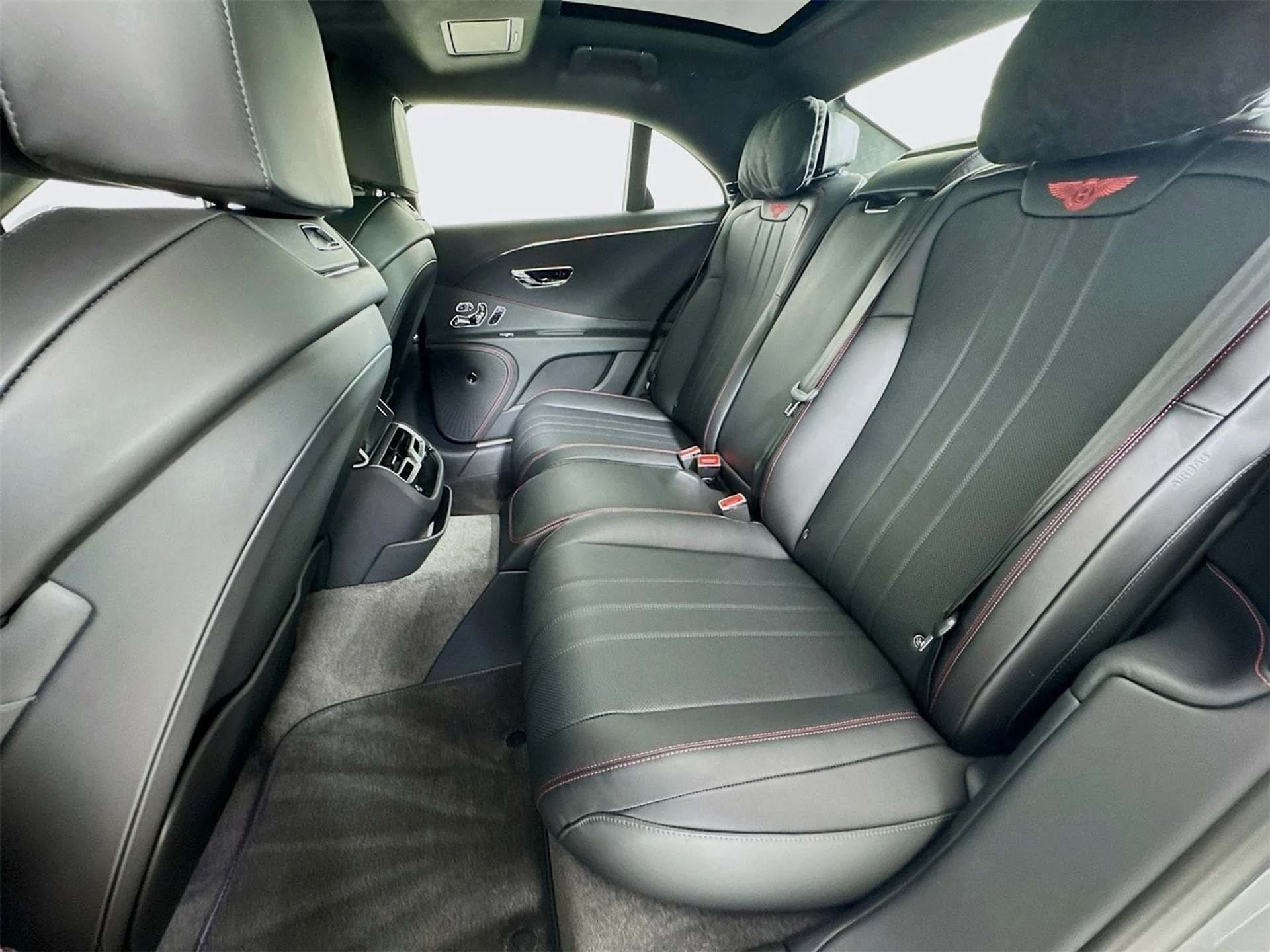 mph022_2296635644_d1c629b42600193942bdba84faa1ca65x_ed6c83e91e