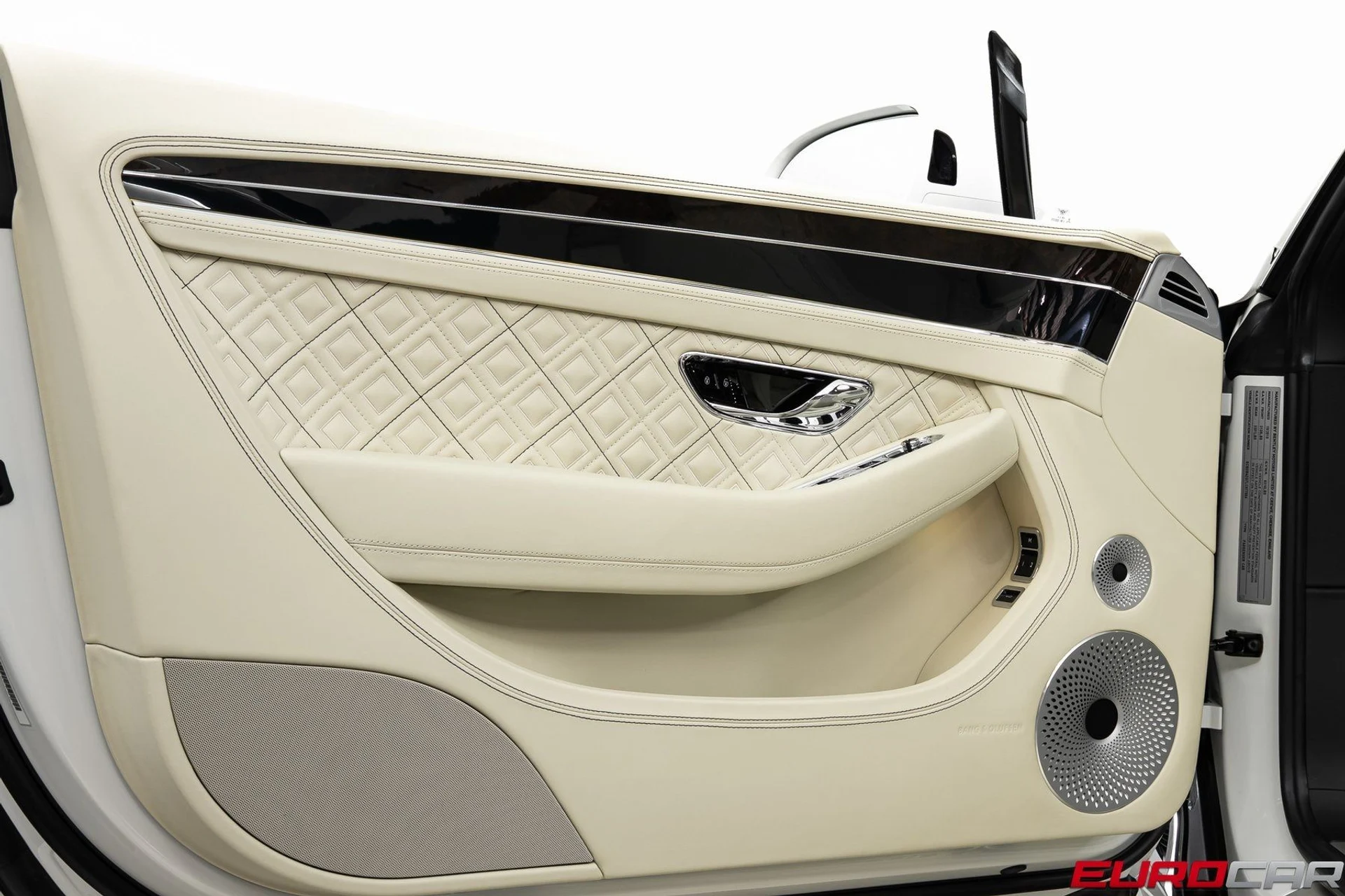 mph022_2296662770_image_23_2ef6307a8c