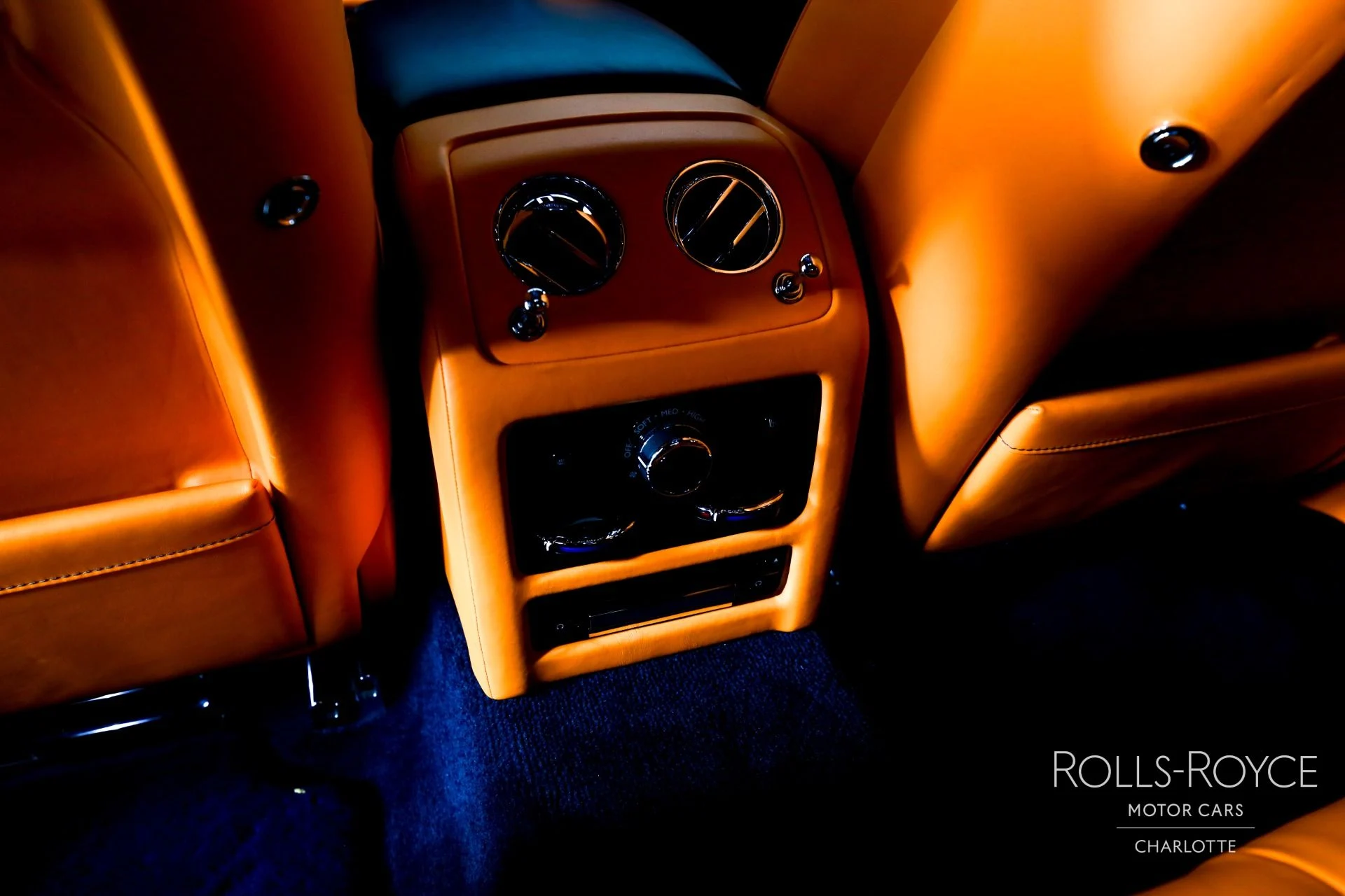 mph022_2300527914_Used_2021_Rolls_Royce_Ghost_1789147421_7a3c1616b3