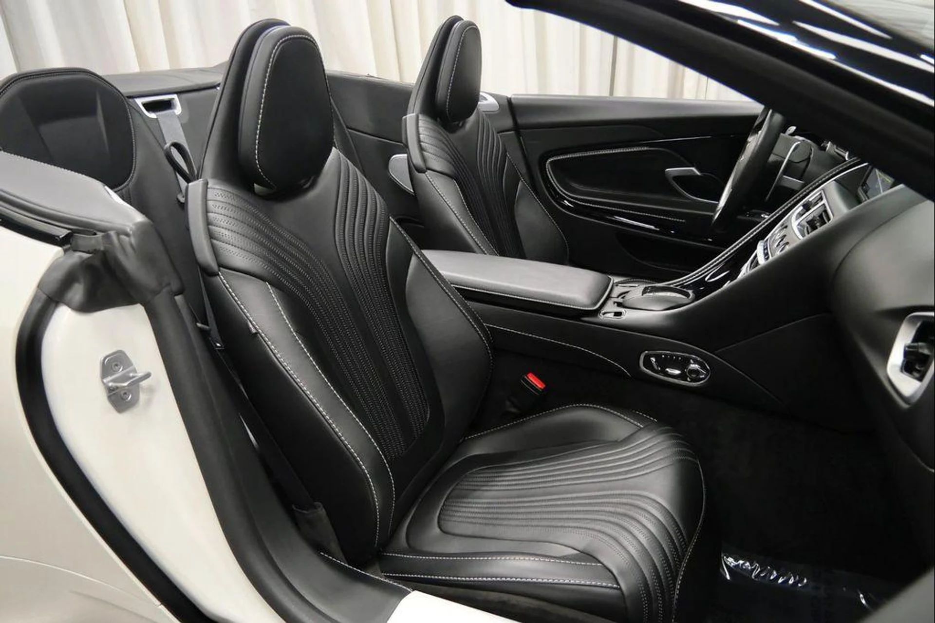 mph022_2301290832_I_Rj_Su_Ni_Ea7n5_H_Lh_MOGV_4_egs_Y_s_955f736f86