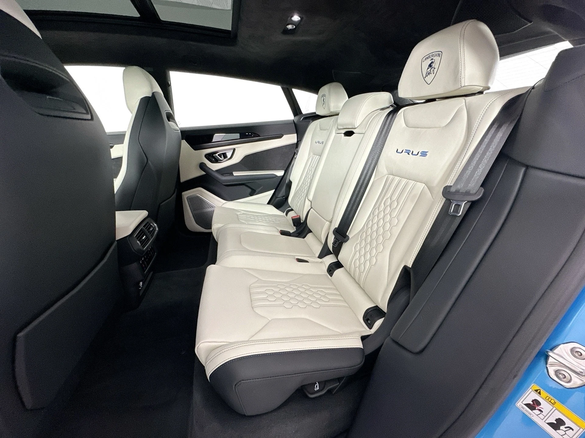 mph022_2309960015_23_1e0d5a2a39