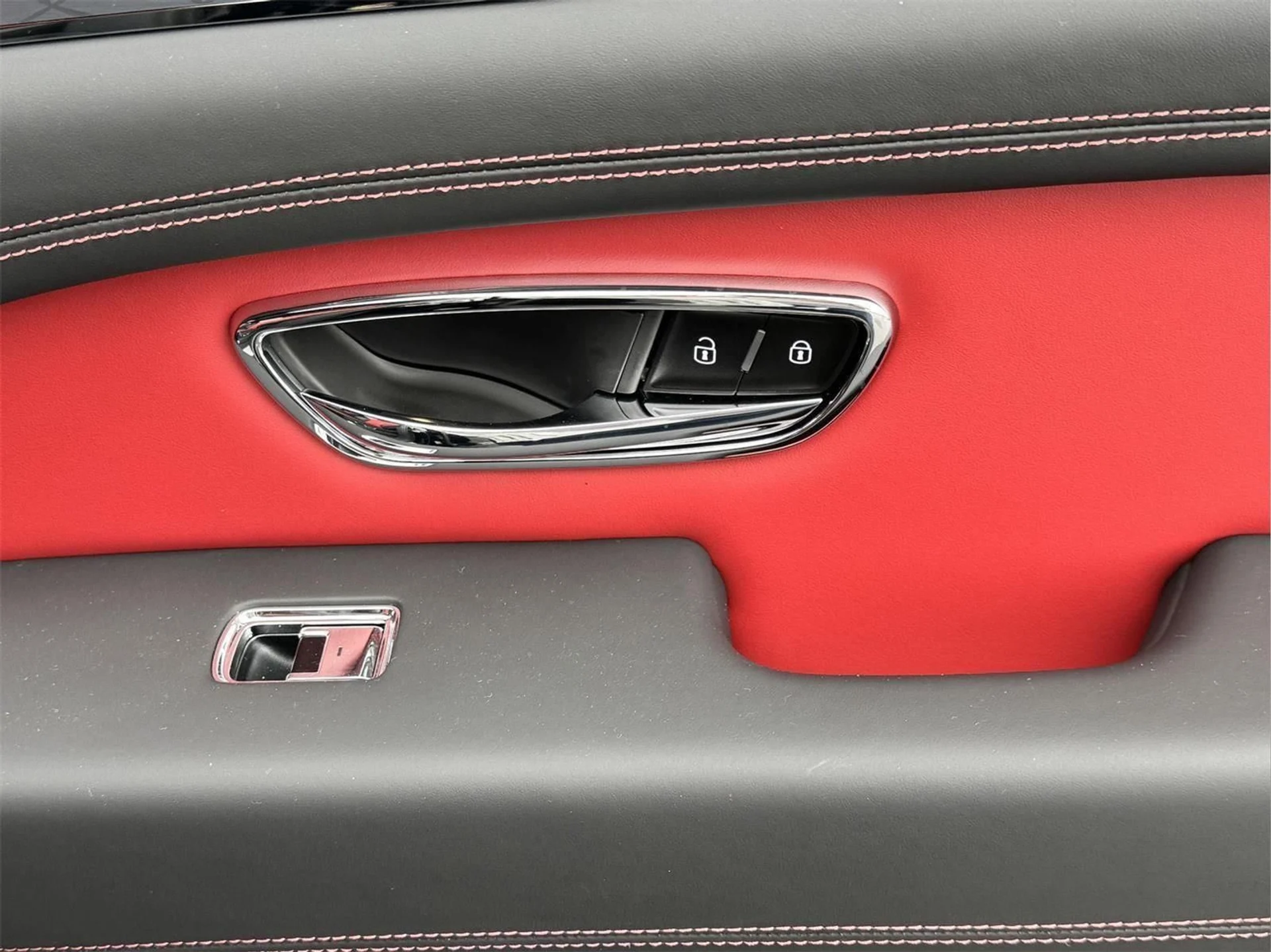 mph022_2315368750_0ca1061e97434345a3ed640a498feb3b_b3c6bb5db8