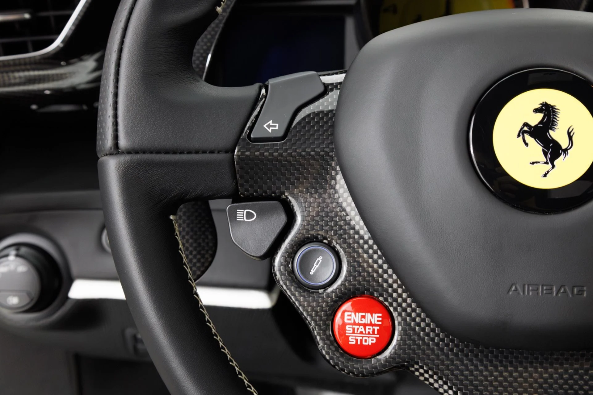 mph022_2317037976_Used_2020_Ferrari_488_Pista_1791475678_0ccc884a67