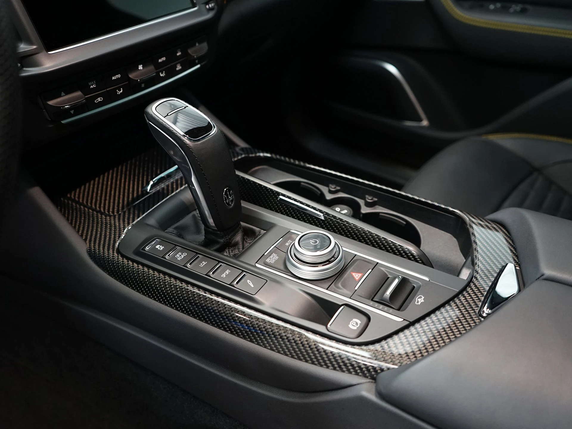 mph022_2321921061_cc6d1546201d58e4ada0693561ce473bx_9aa48a6cb7