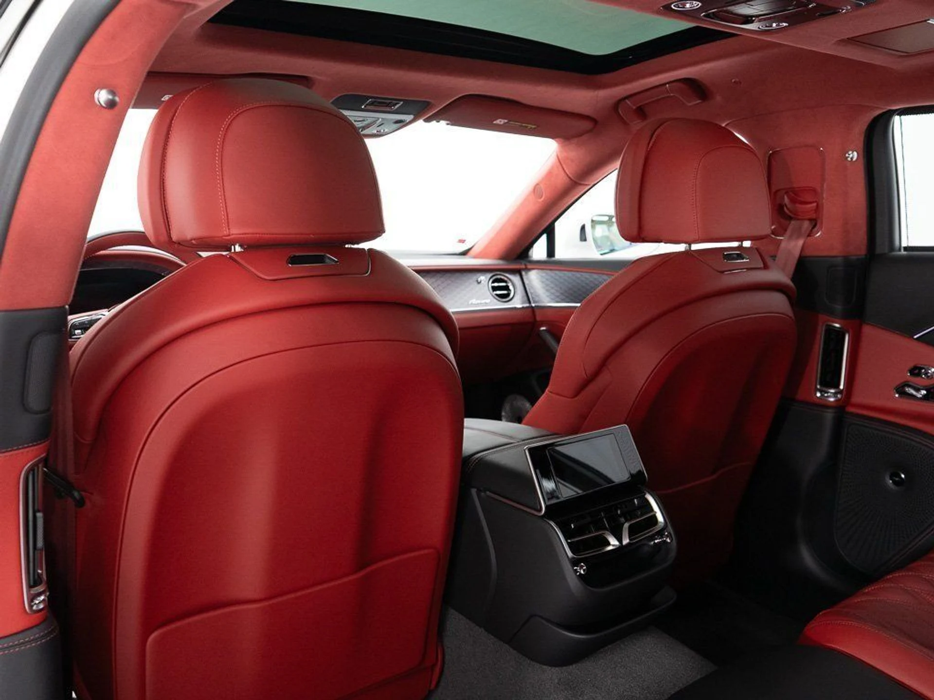 mph022_232198110_612d9e5a1f7d8f01937c410396003752_f1af5ec885