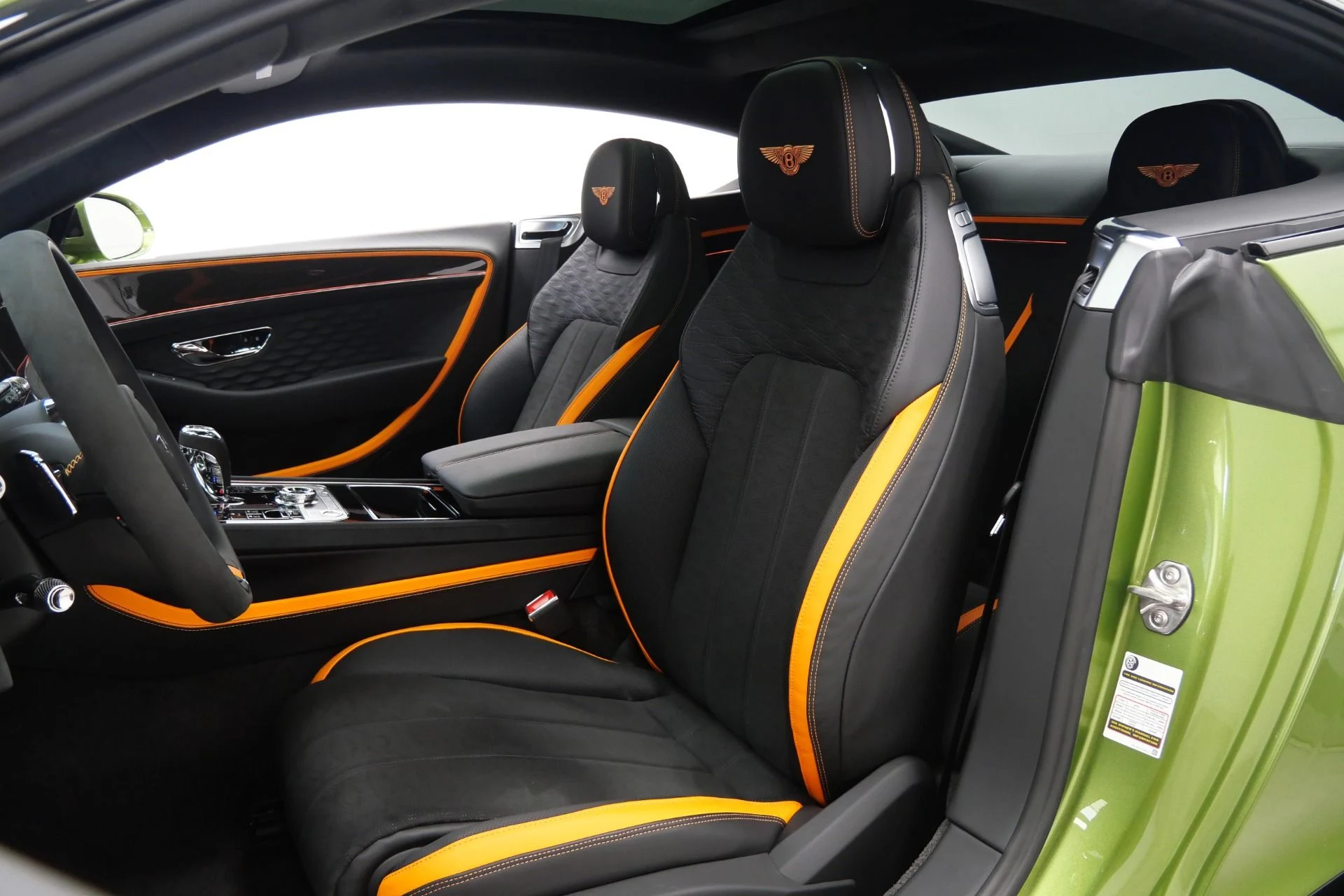 mph022_2323499597_Used_2025_Bentley_Continental_GT_Speed_771_Horsepower_Blackline_Specification_Touring_Specification_1783710635_ed2fad0c4c