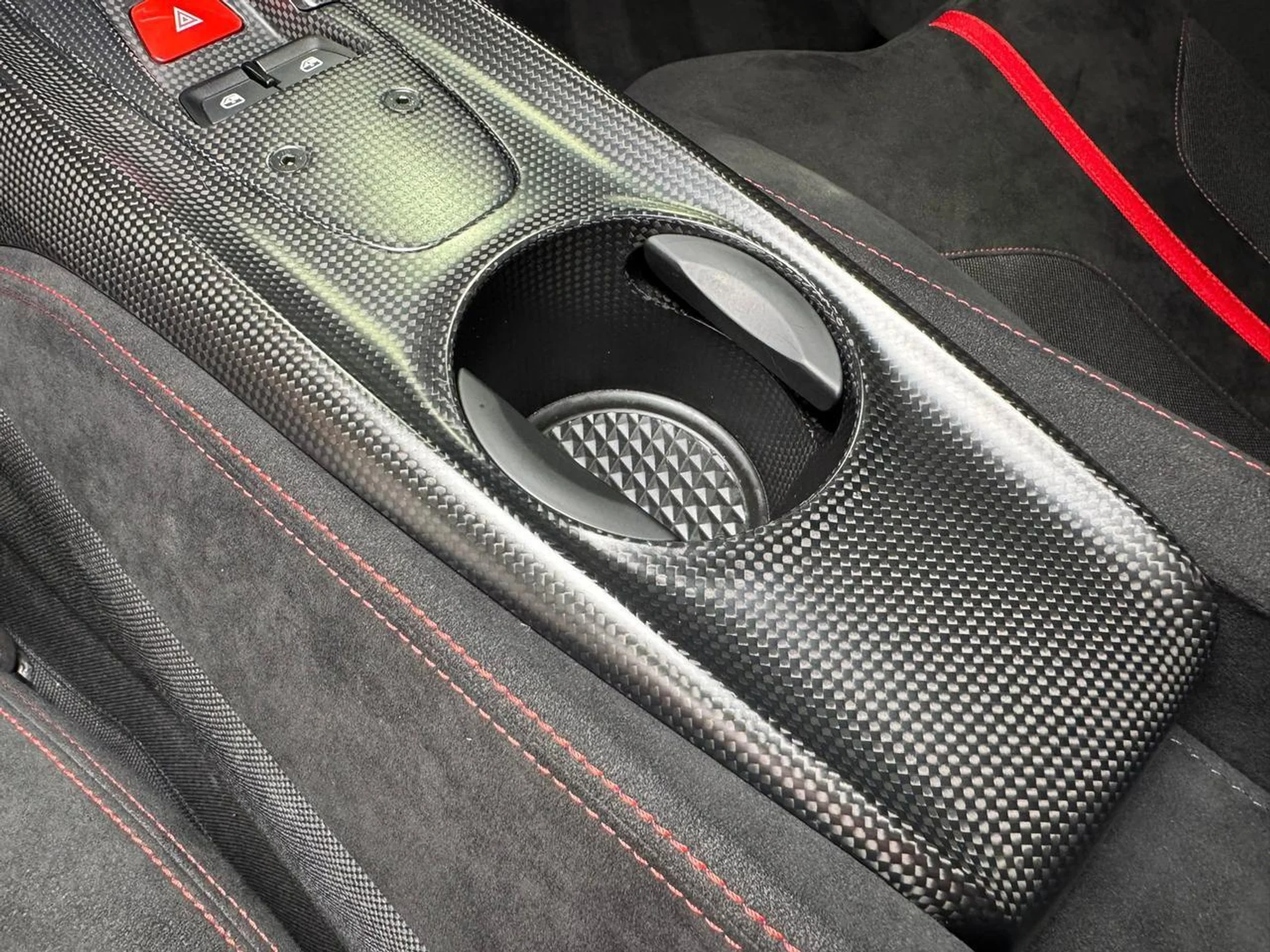 mph022_2324544156_c15ed5fdc68348659f8e9e22bbf42a9c_bc9107f8dc