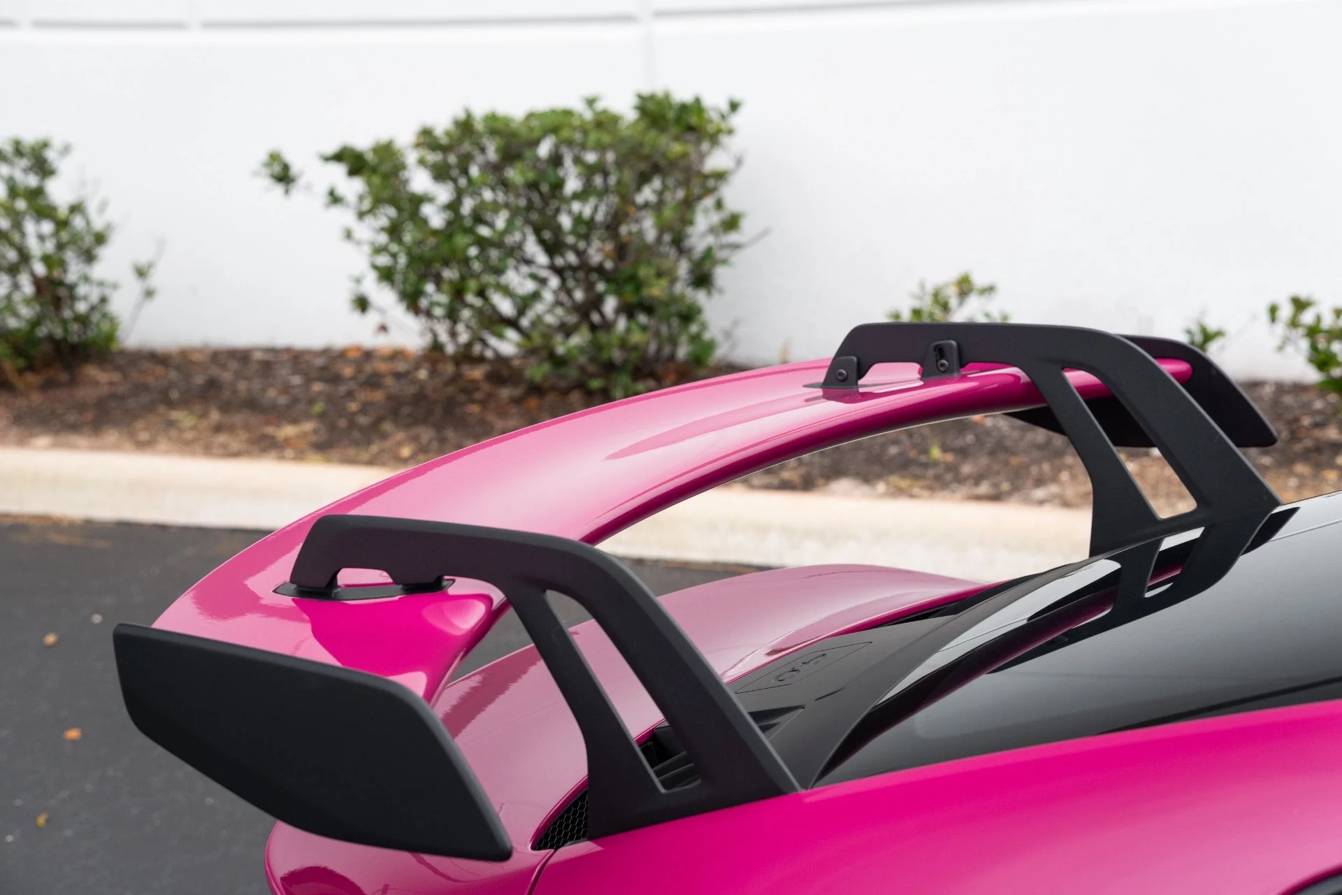 mph022_2332129846_Used_2024_Porsche_911_GT_3_1776966322_46a7834765