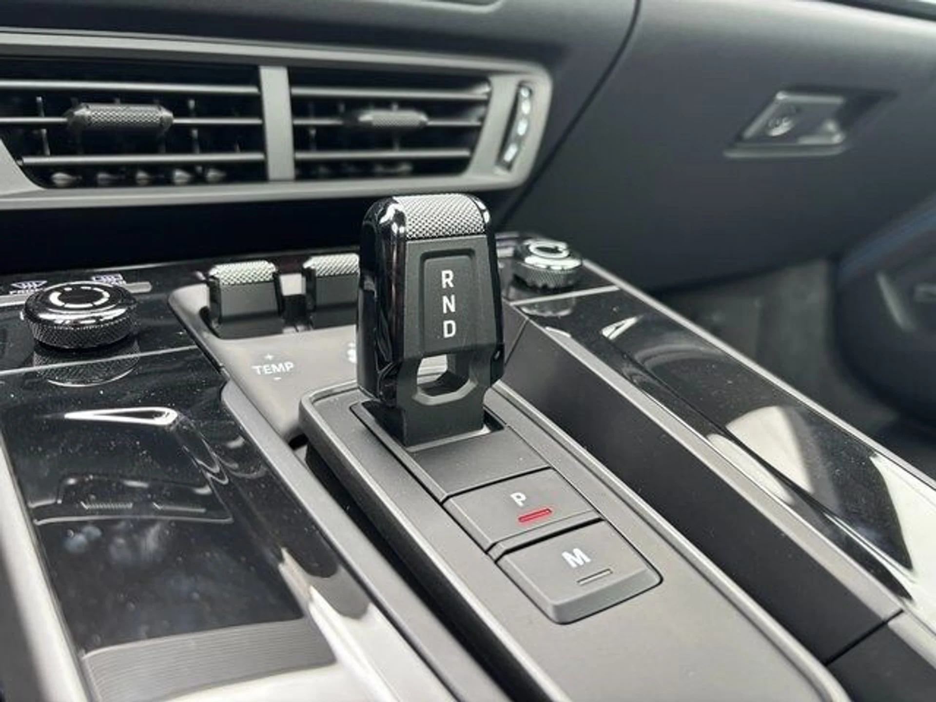 mph022_2336511556_eb00a077c40995fdf6116152c735ae20x_88a4b379a9