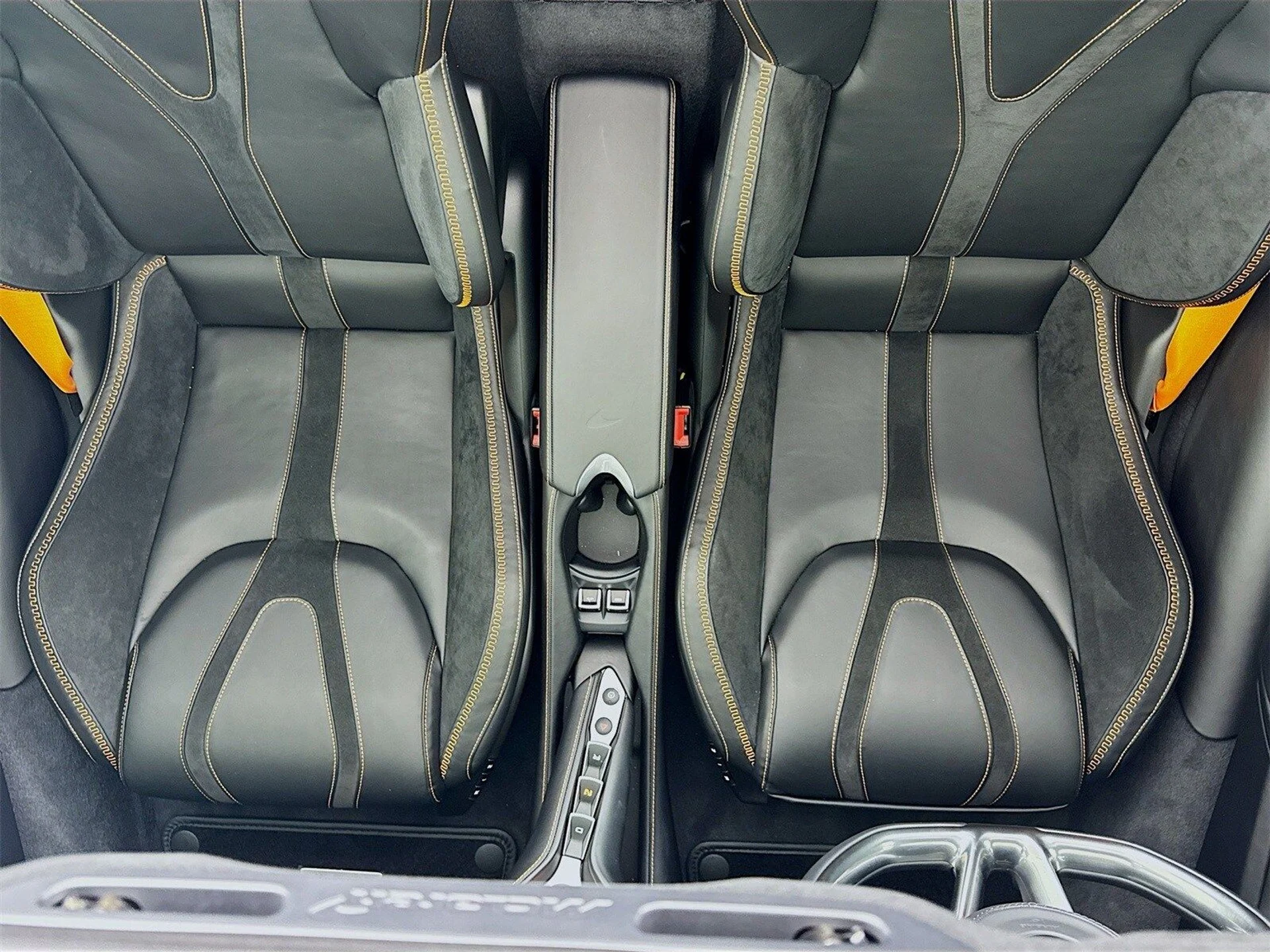 mph022_2341892825_b4e9794339a911d03cc352a3942eec0bx_4db50ab85d