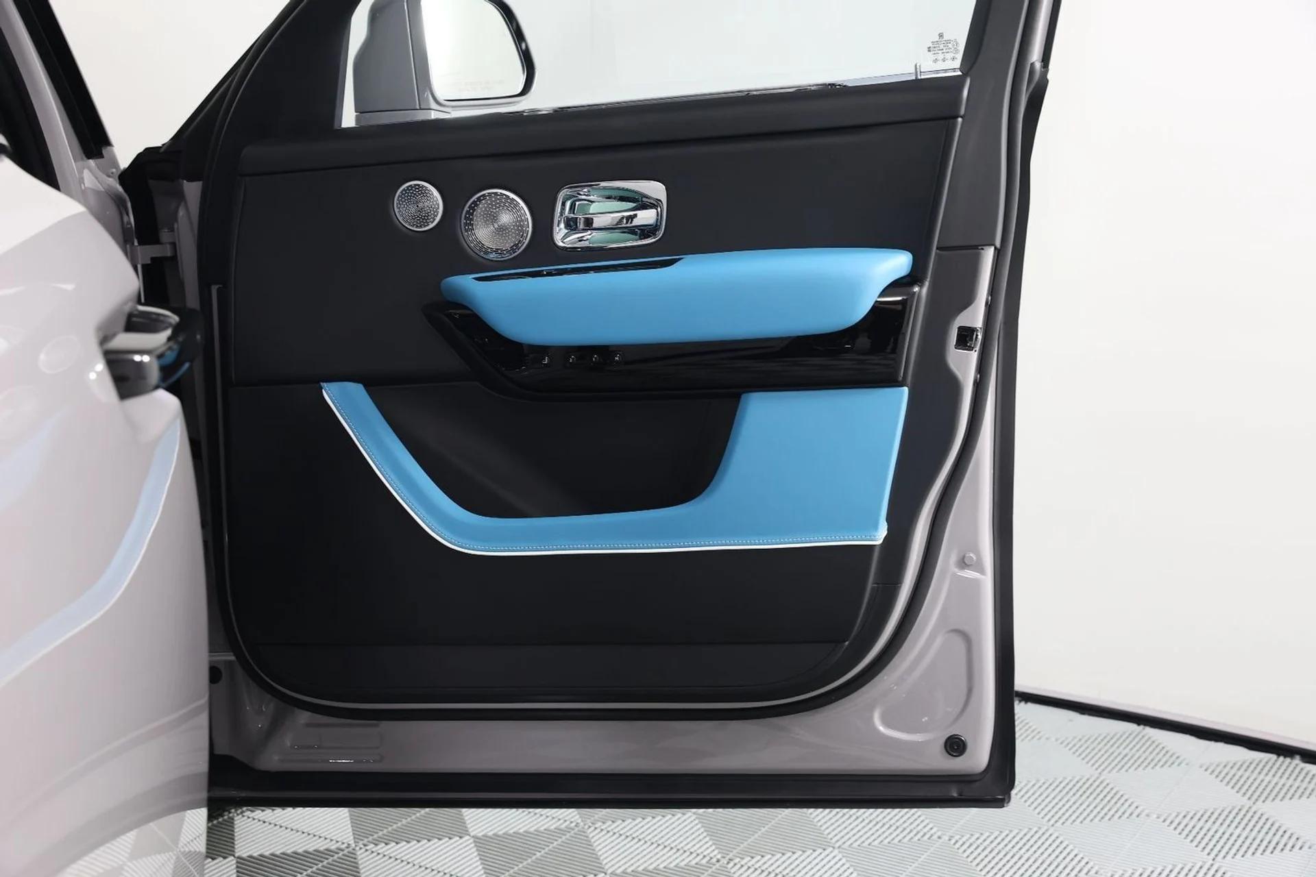 mph022_2341995667_a408a8880b1105b4364dba7b15798209_886376d4d4