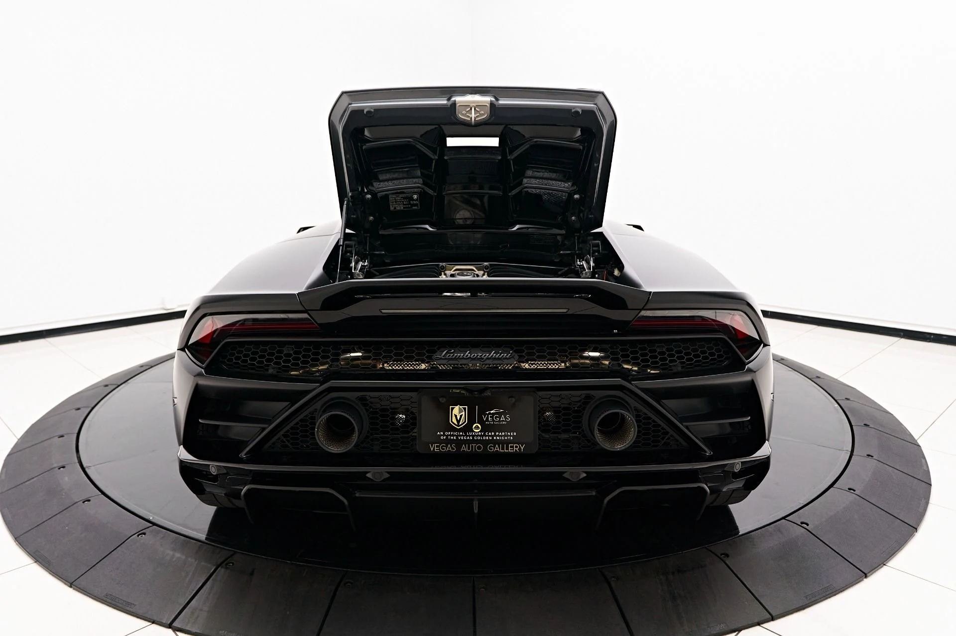 mph022_2342350062_Used_2021_Lamborghini_Huracan_EVO_Base_1729305631_504a702953
