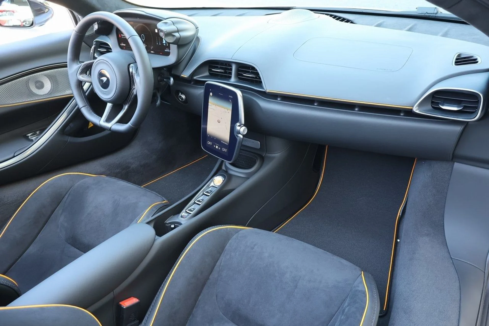 mph022_2355728987_23_bcb3b9b34d