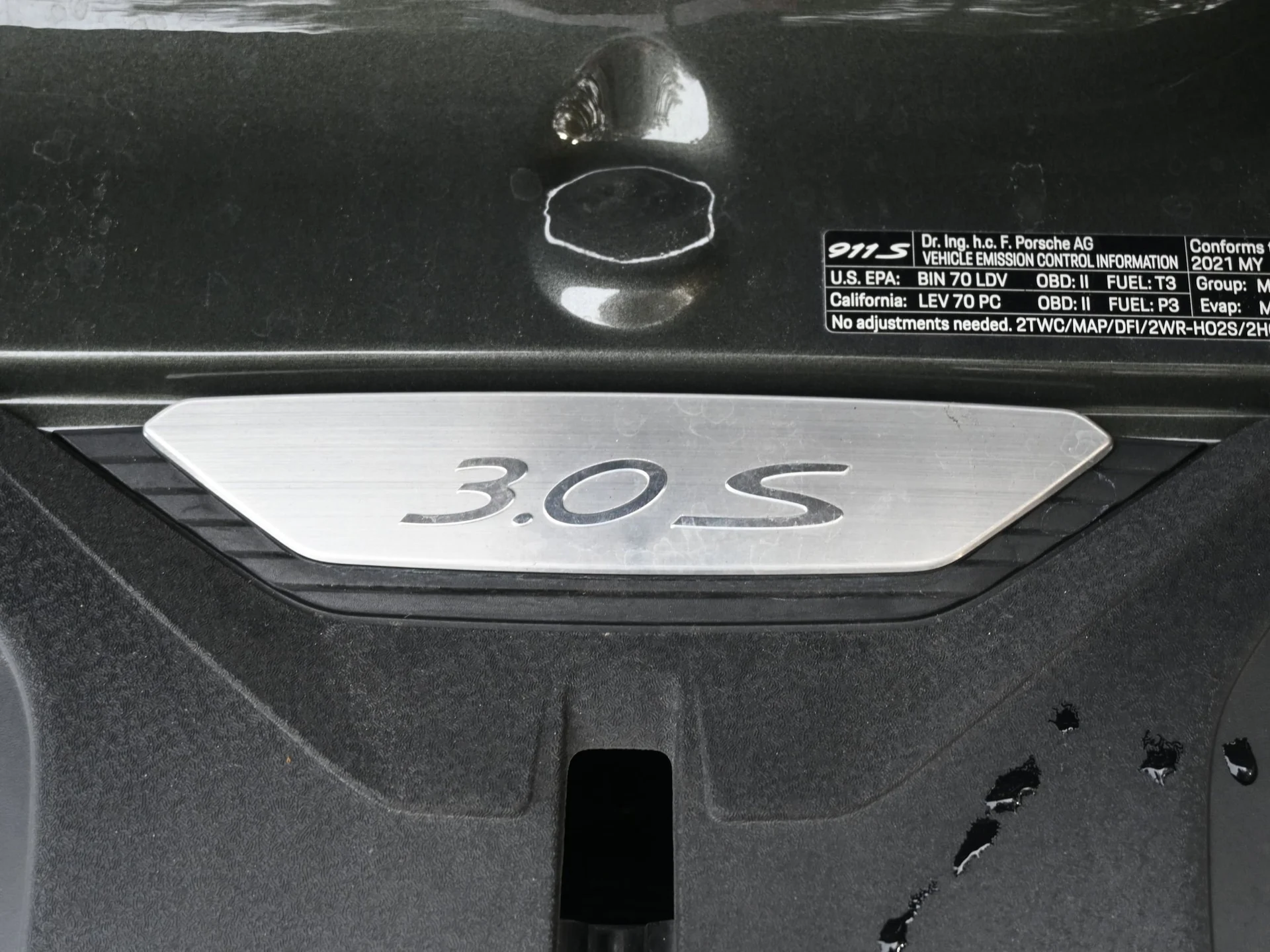 mph022_2363273358_f71d479116fb85b76471d59594527b9bx_4007e49287