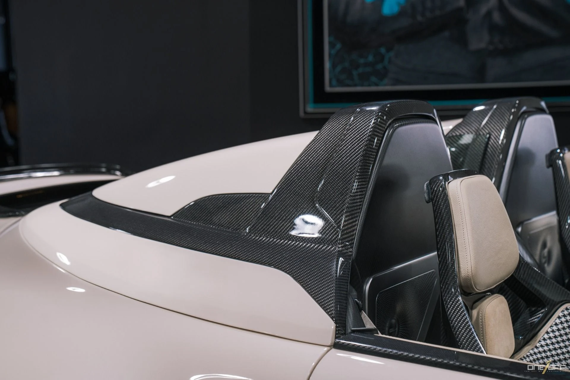 mph022_2365380040_Used_1997_Porsche_911_Gunther_Werks_Speedster_1762325156_ea5fb9a8da