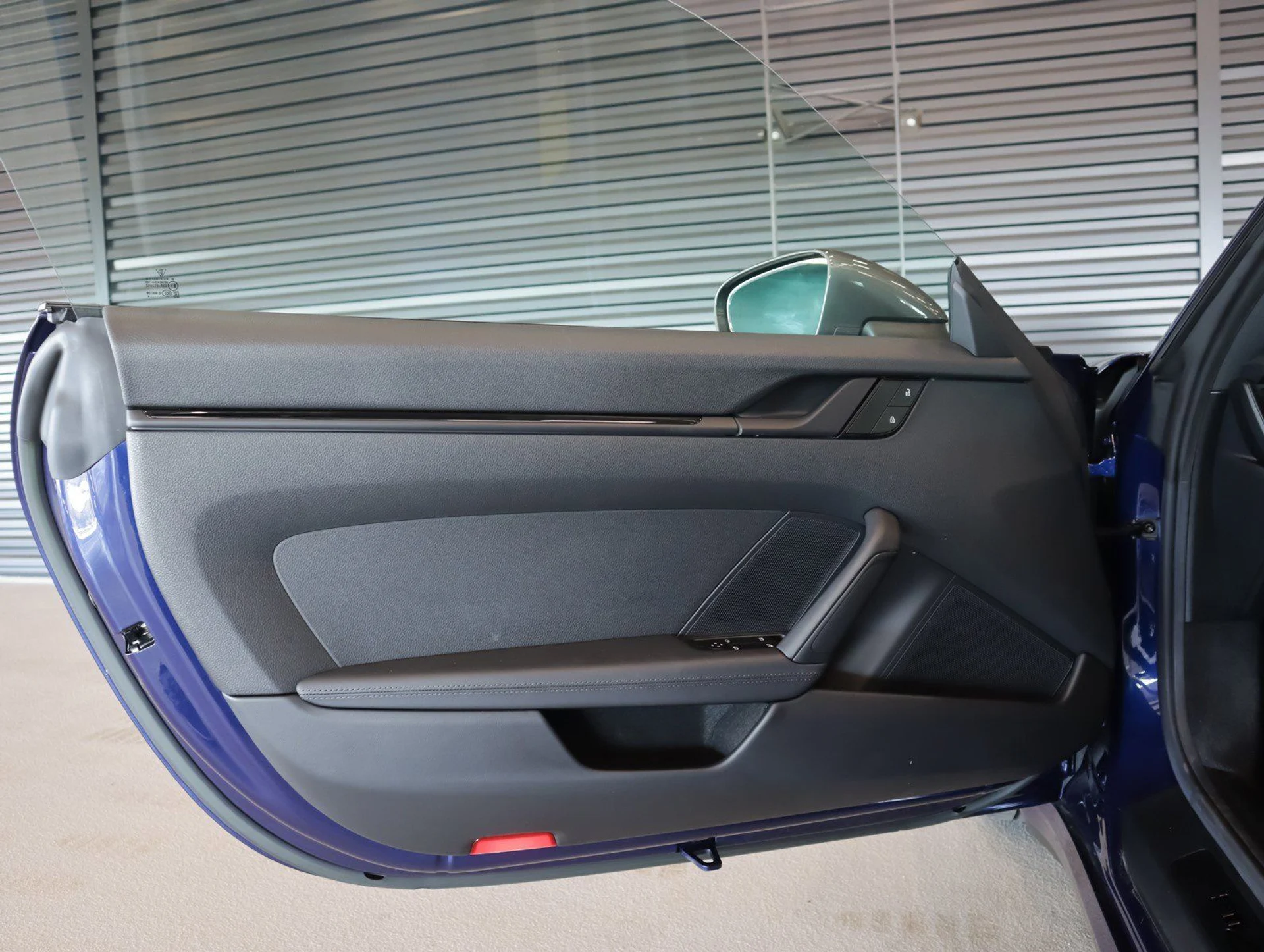 mph022_2369160815_d4b7a29cd7be8ce57ab871857f7bb782_2899905d9b