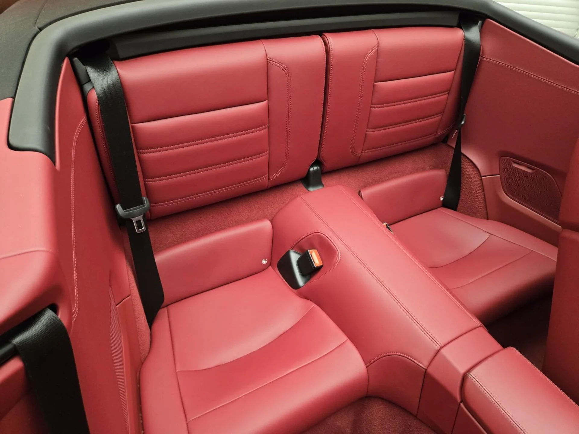 mph022_237227375_Used_2023_Porsche_911_Turbo_1768891608_76a5fcc7fd