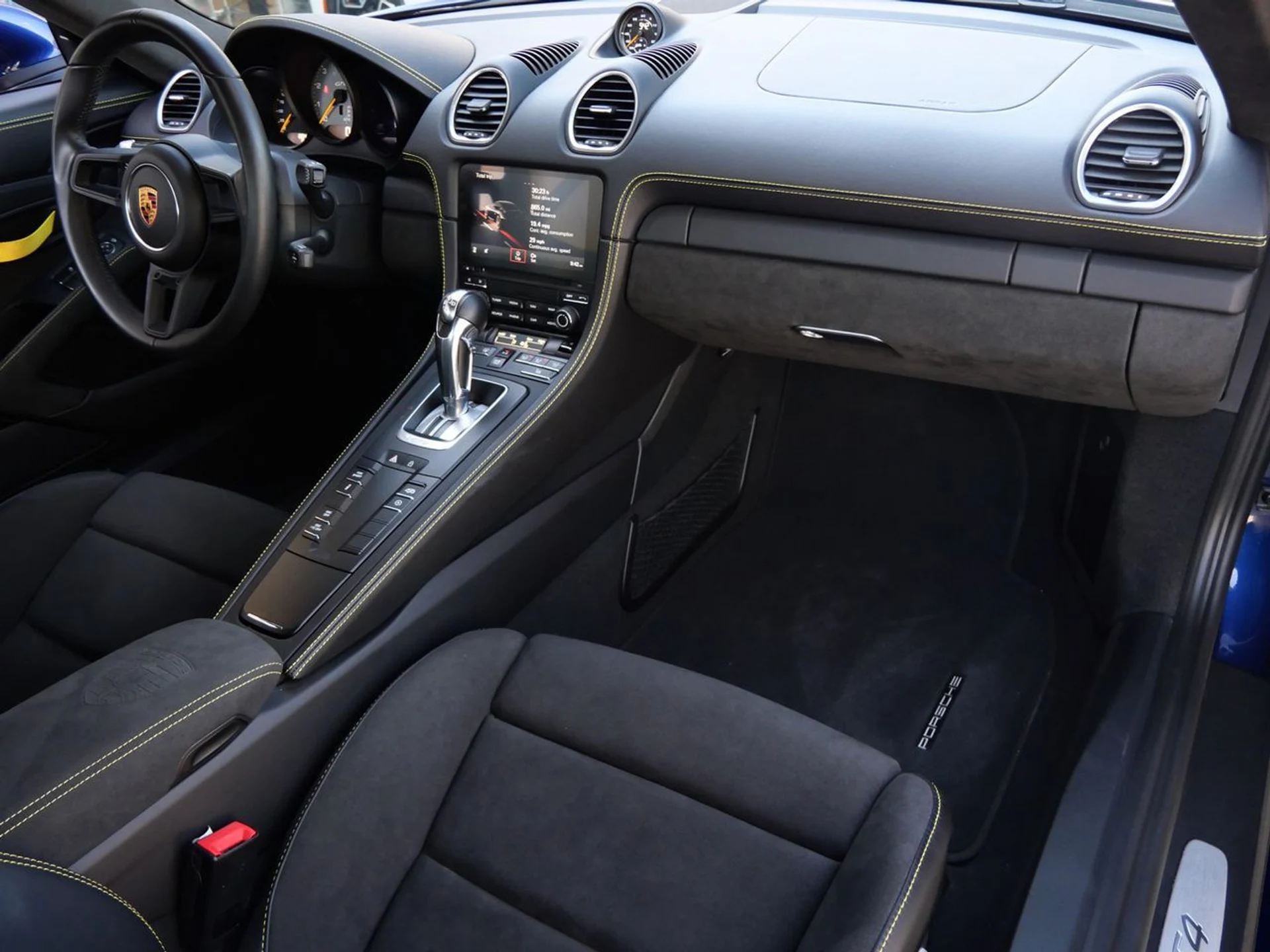 mph022_2372954854_bf4d78f6d9c5ba0df9756c61d1280943x_bc6a7ff94f