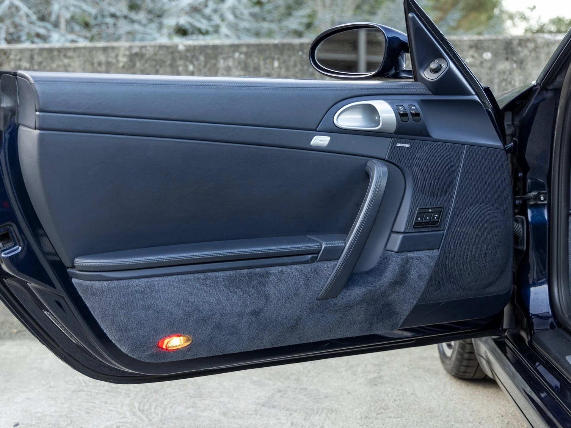 mph022_2379378240_23_b441ac190c