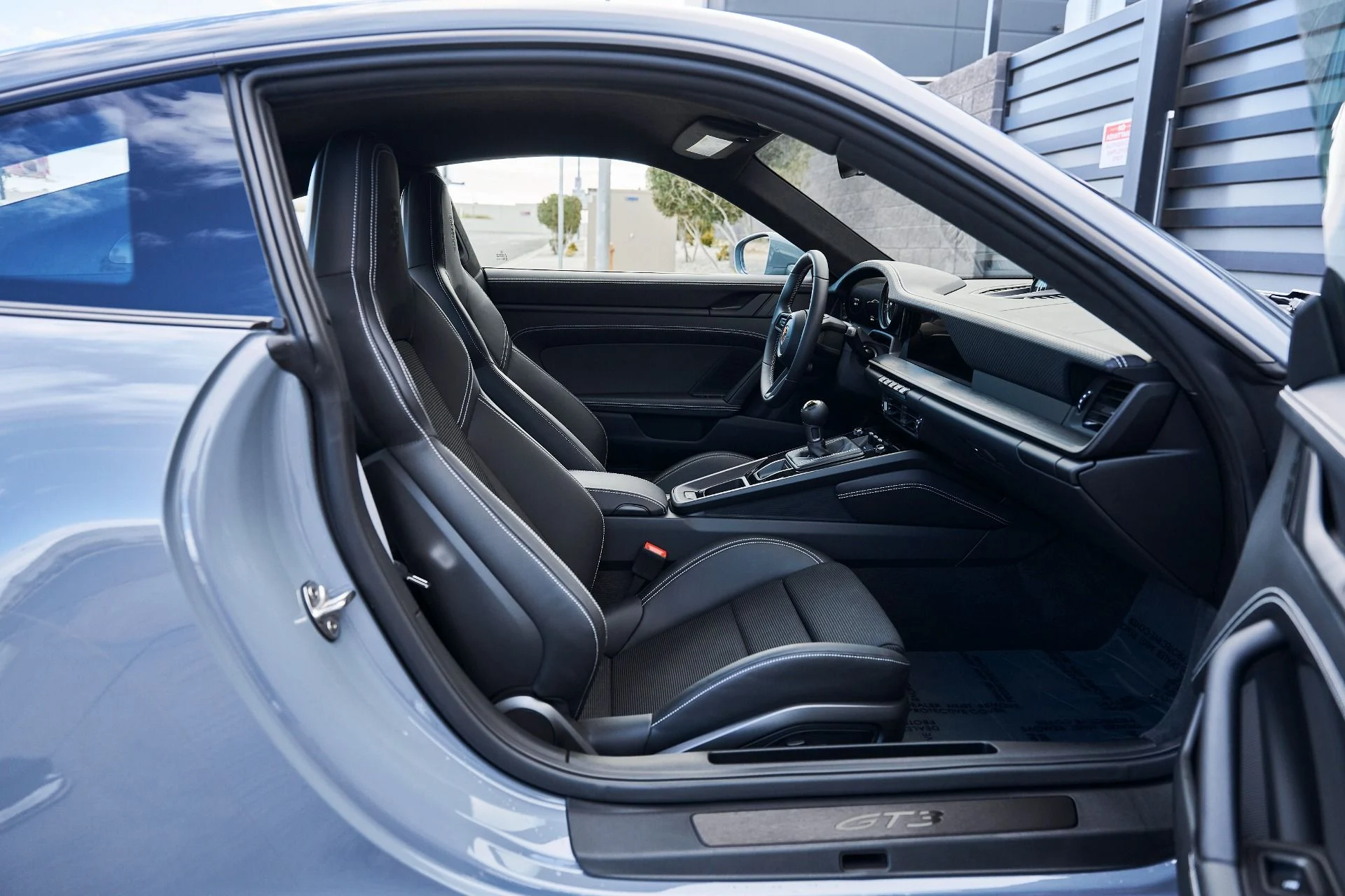 mph022_2382275519_Used_2023_Porsche_911_GT_3_1771295164_8eaed1fb55