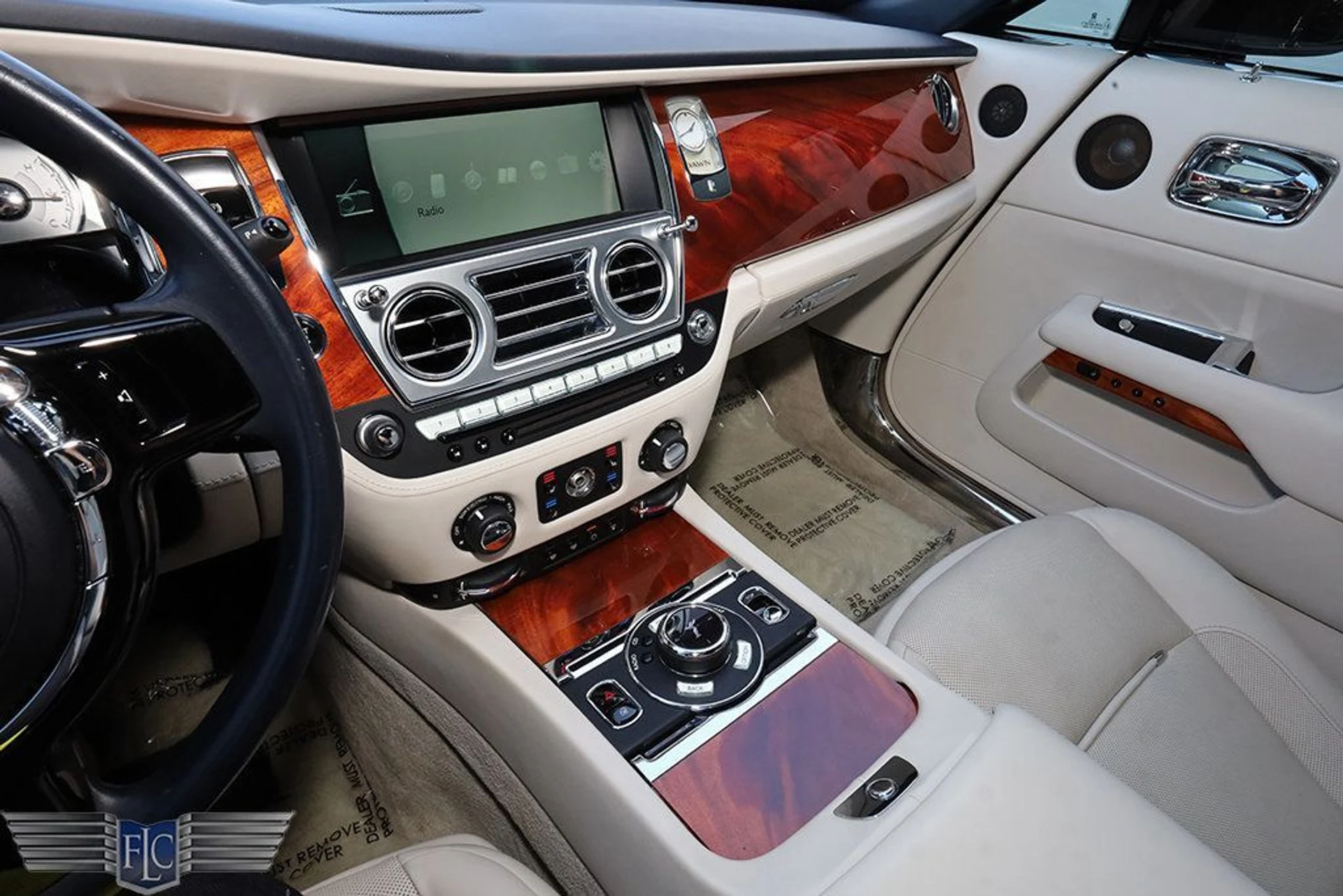 mph022_2387373371_used_2016_rolls_royce_dawn_2drconvertible_6305_22995256_23_1024_5111a0a012