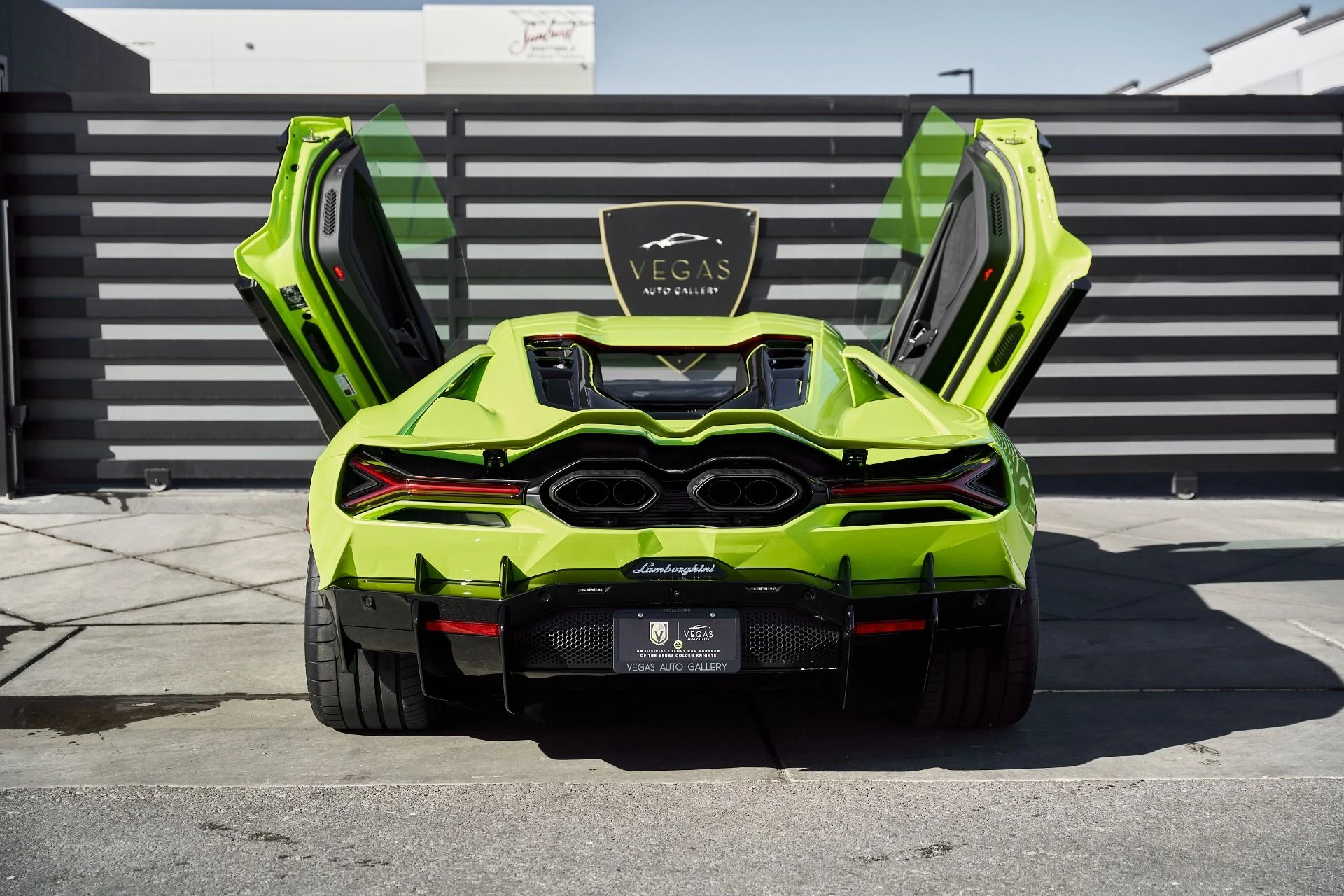 mph022_2389068343_Used_2025_Lamborghini_Revuelto_1769824562_f264f039da